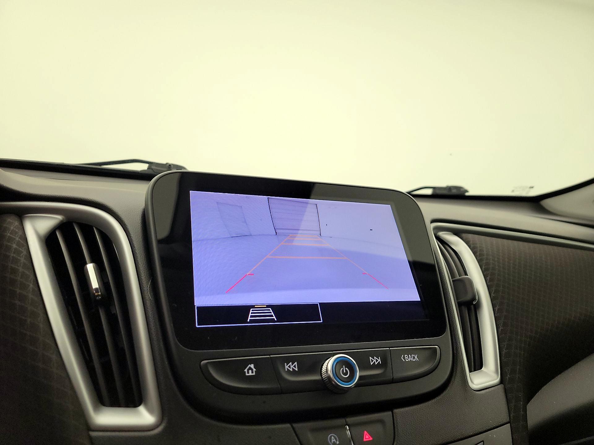 Thumbnail: 2023 Chevrolet Malibu - 14