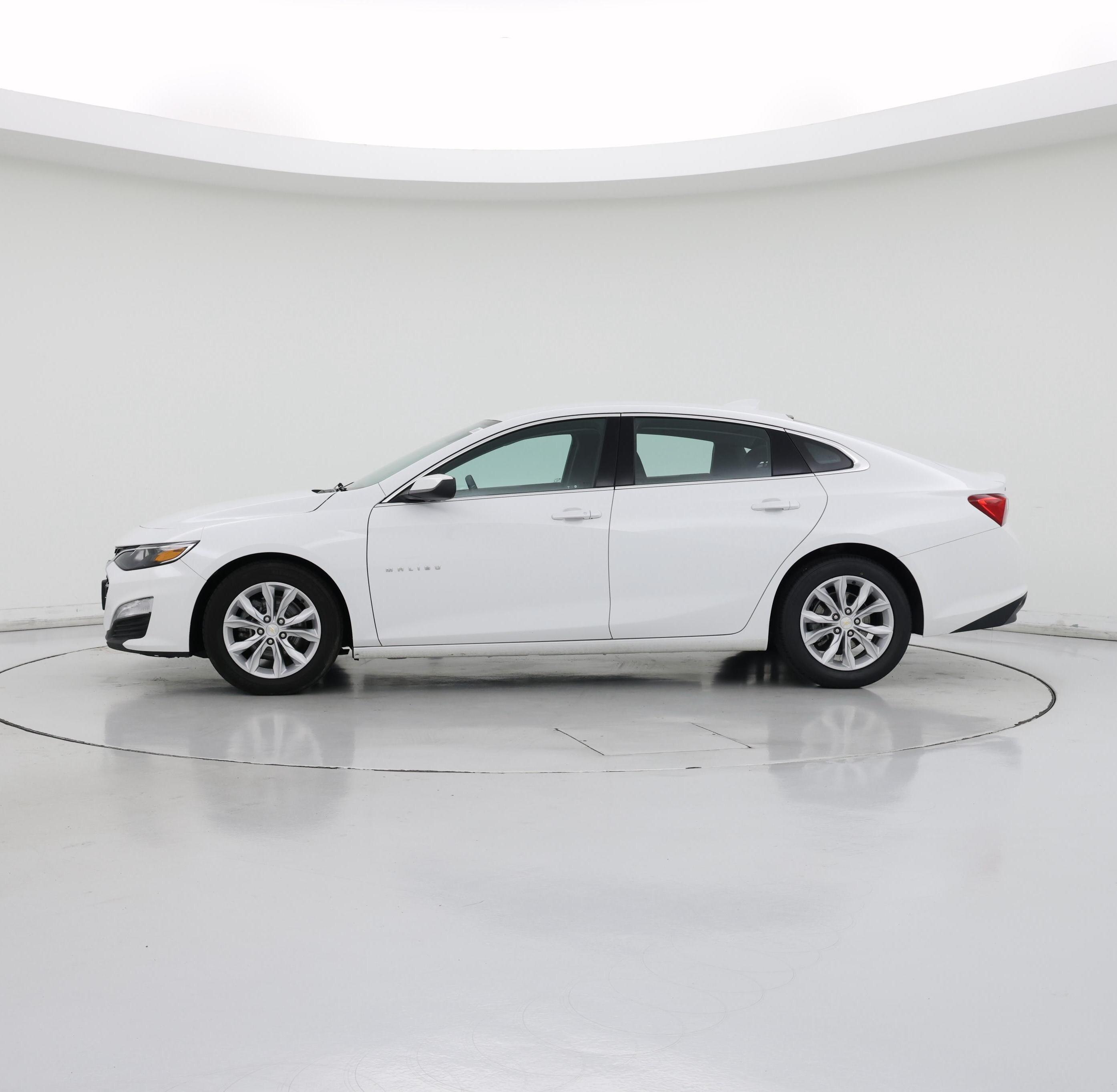 Thumbnail: 2023 Chevrolet Malibu - 3