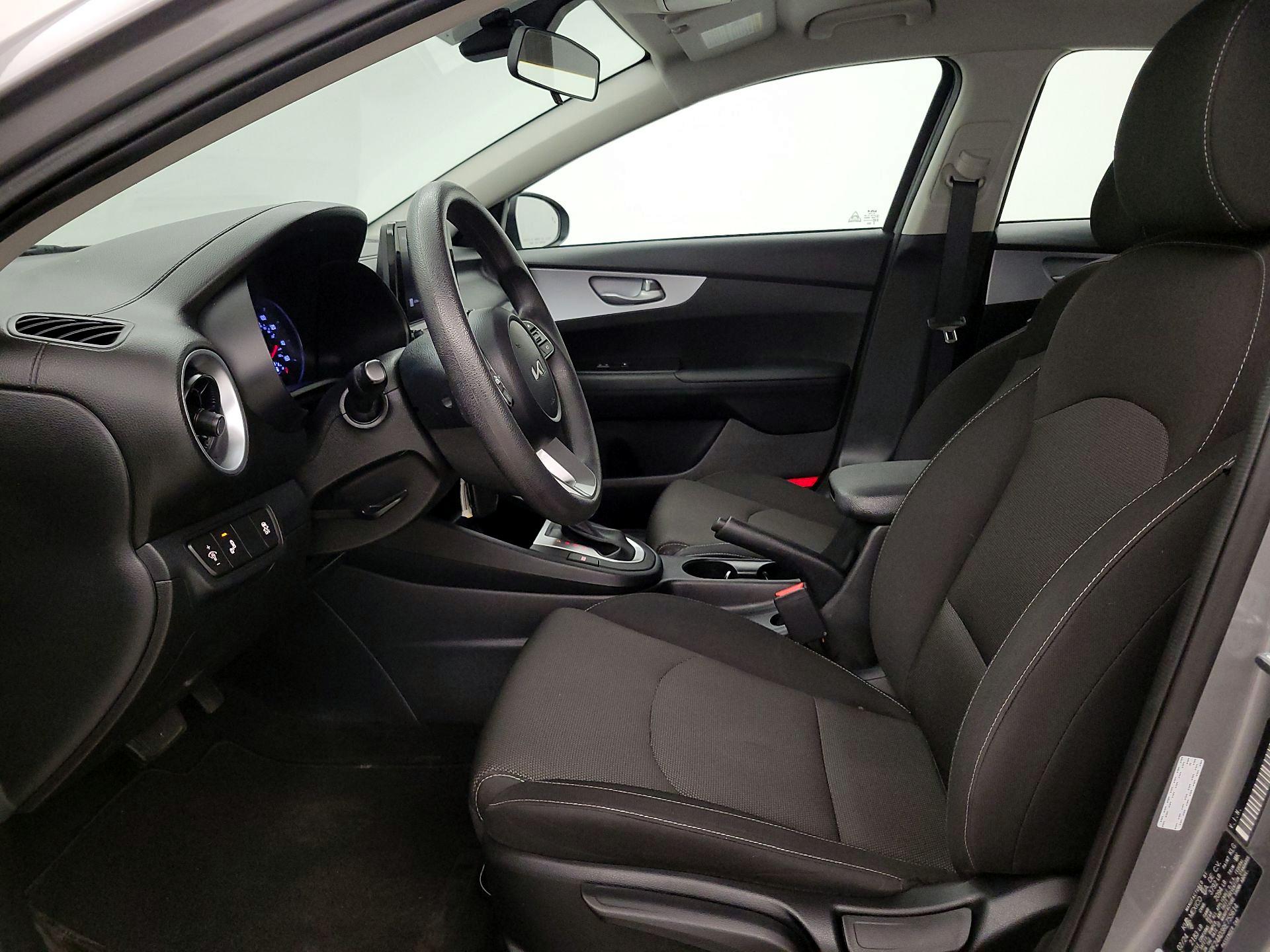 Thumbnail: 2024 Kia Forte - 11