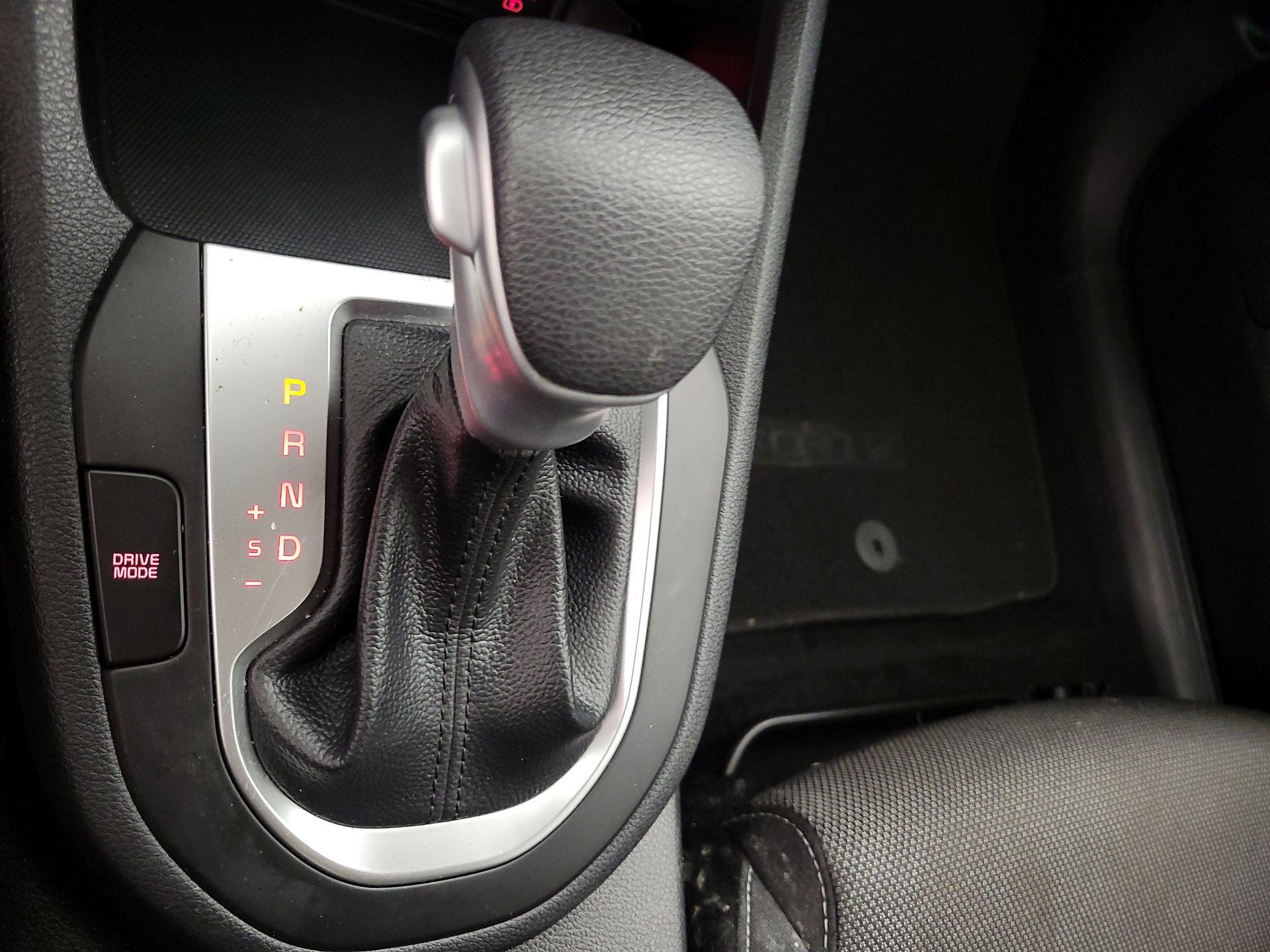 Thumbnail: 2024 Kia Forte - 17