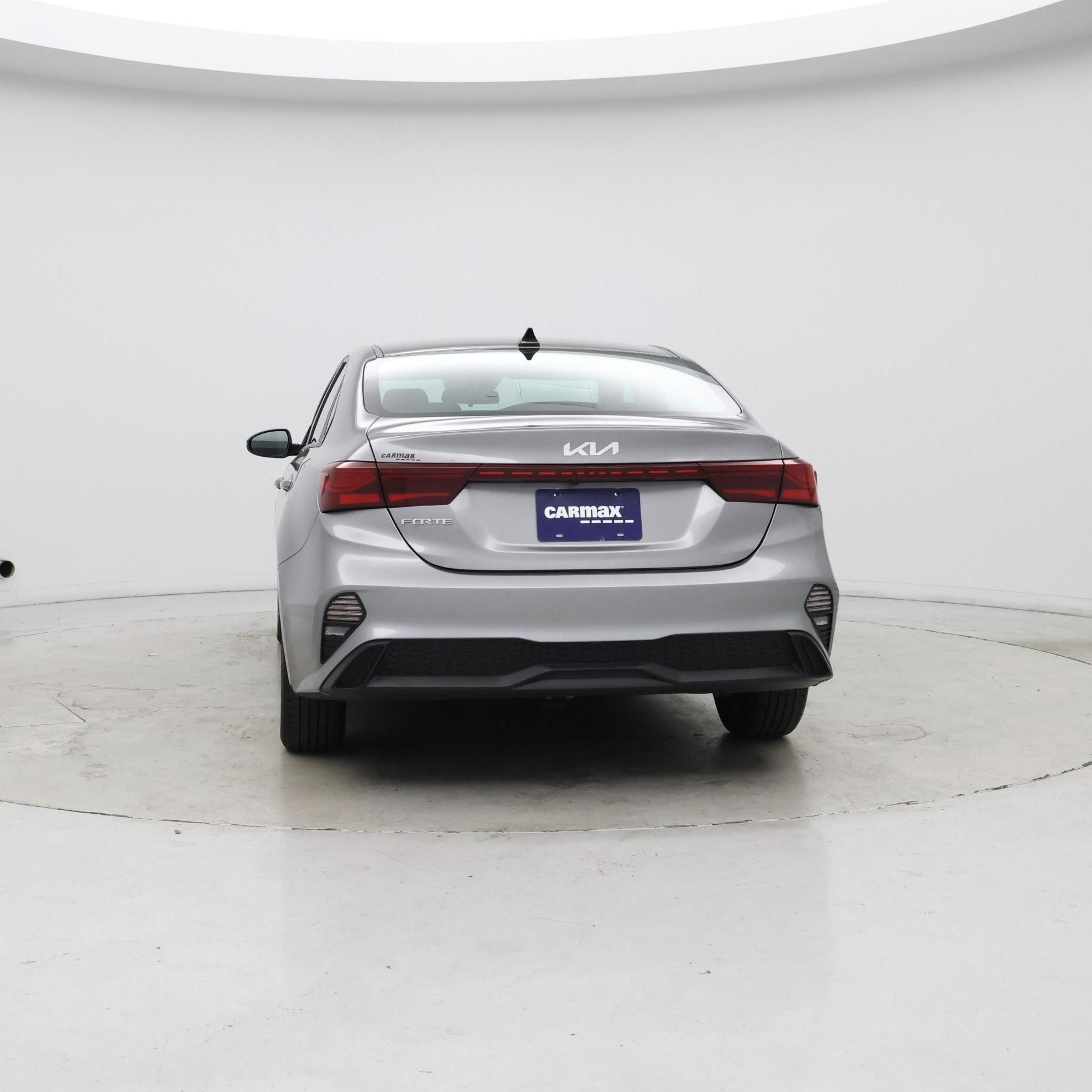 Thumbnail: 2024 Kia Forte - 6