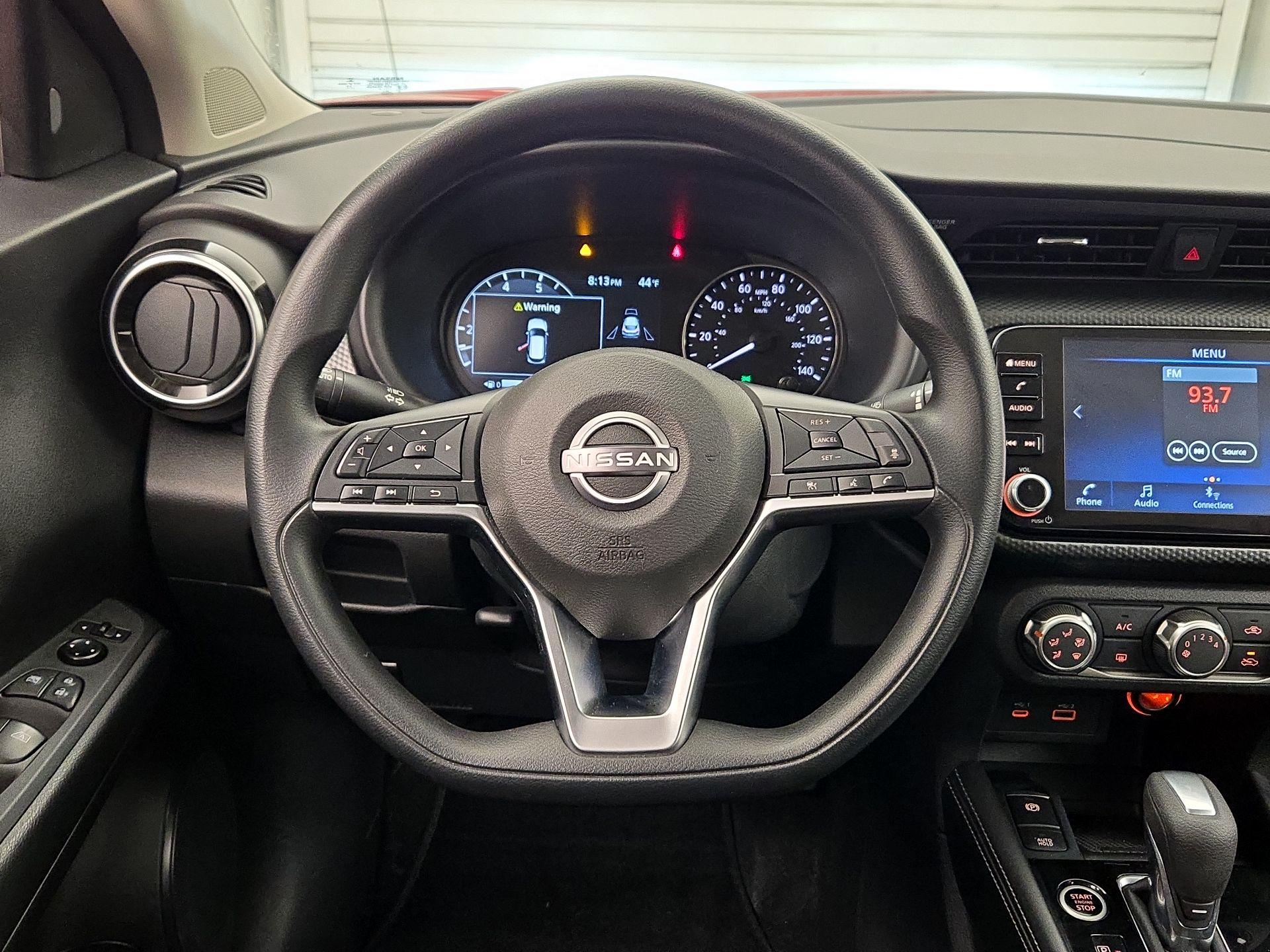 Thumbnail: 2023 Nissan Kicks - 10
