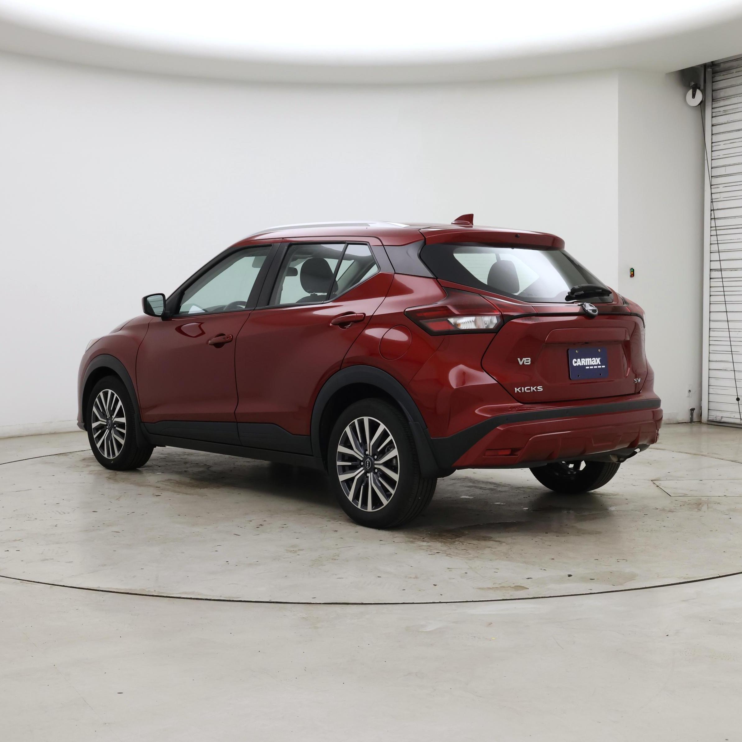 Thumbnail: 2023 Nissan Kicks - 2