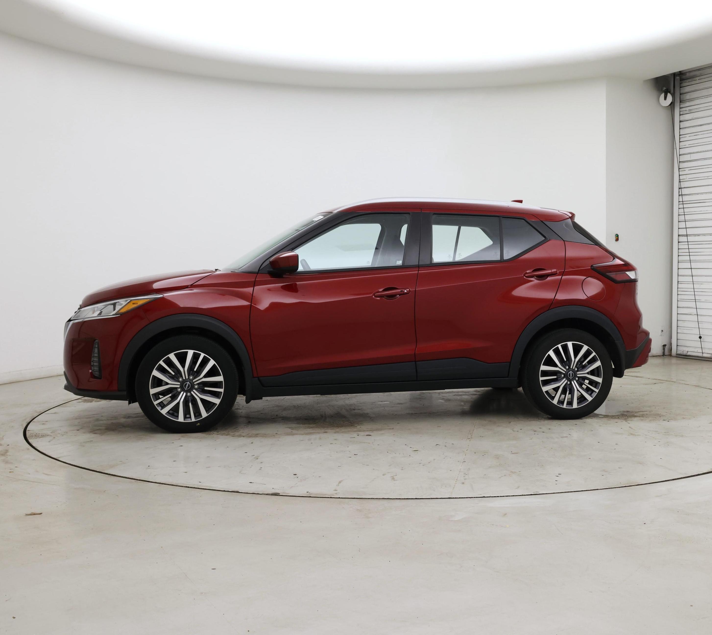 Thumbnail: 2023 Nissan Kicks - 3