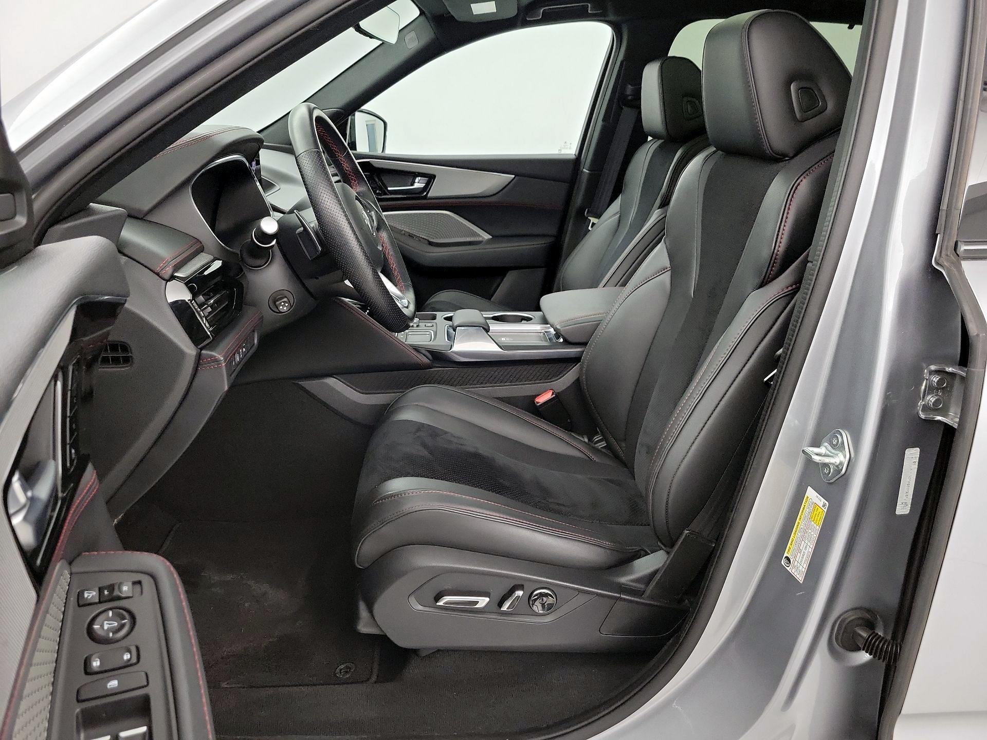 Thumbnail: 2022 Acura MDX - 11