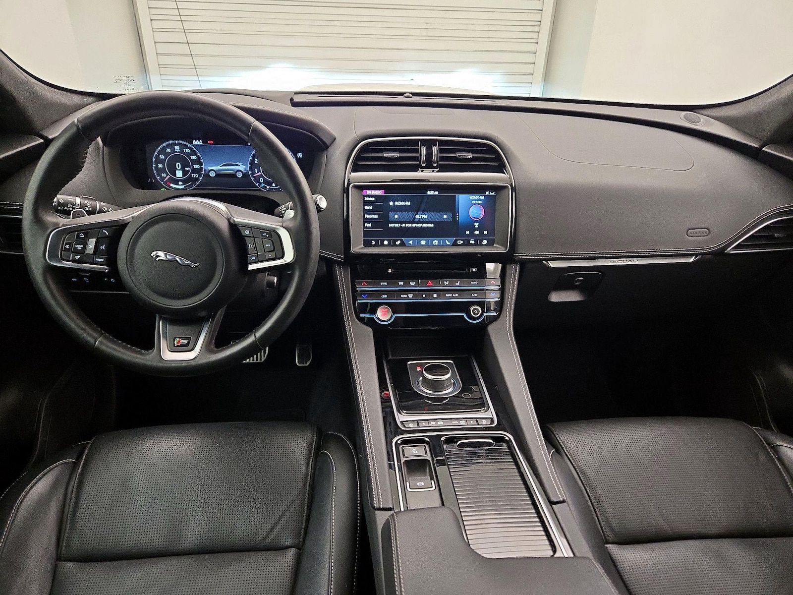 2020 Jaguar F-Pace S - Photo 10