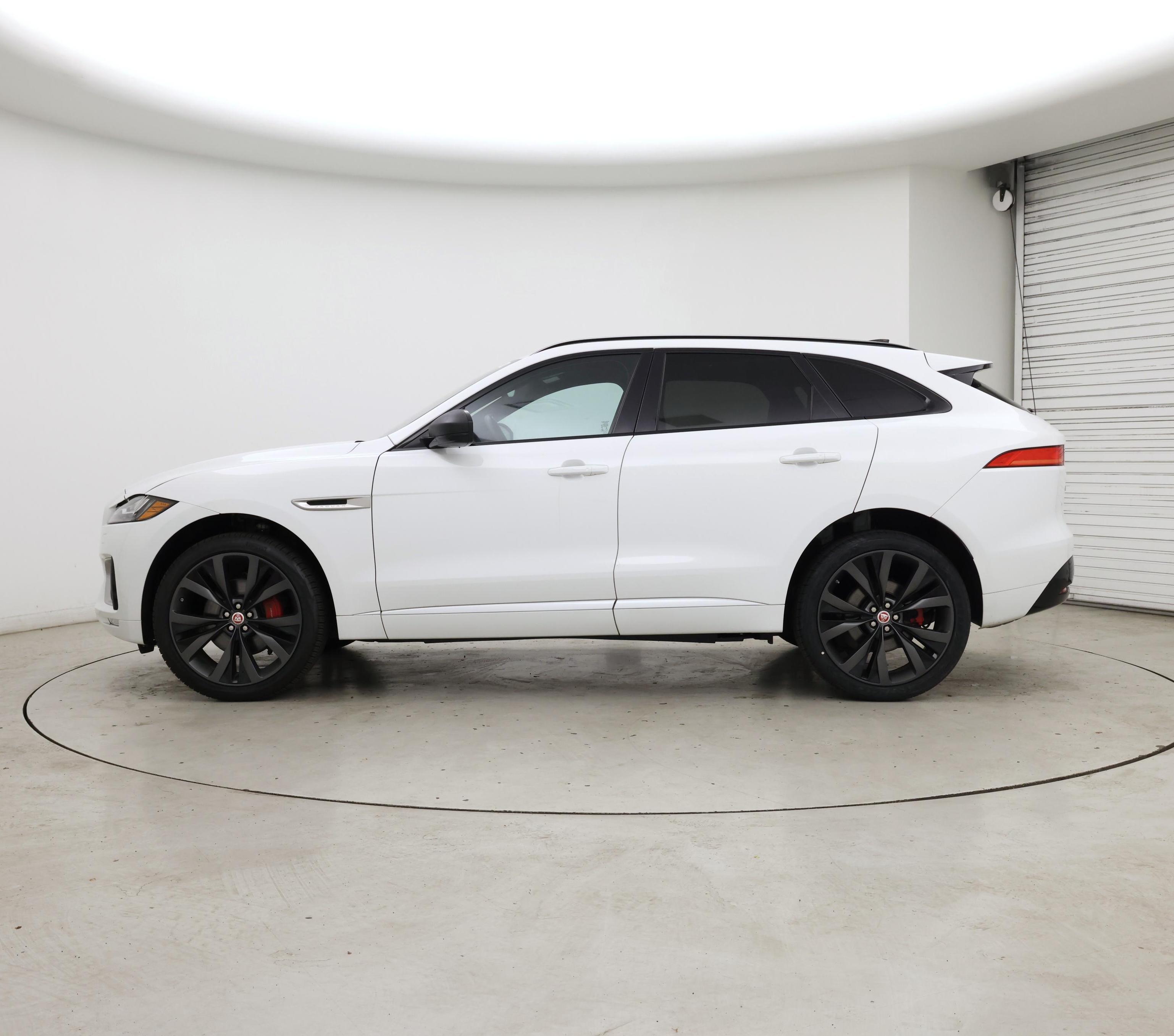 Thumbnail: 2020 Jaguar F-Pace - 3