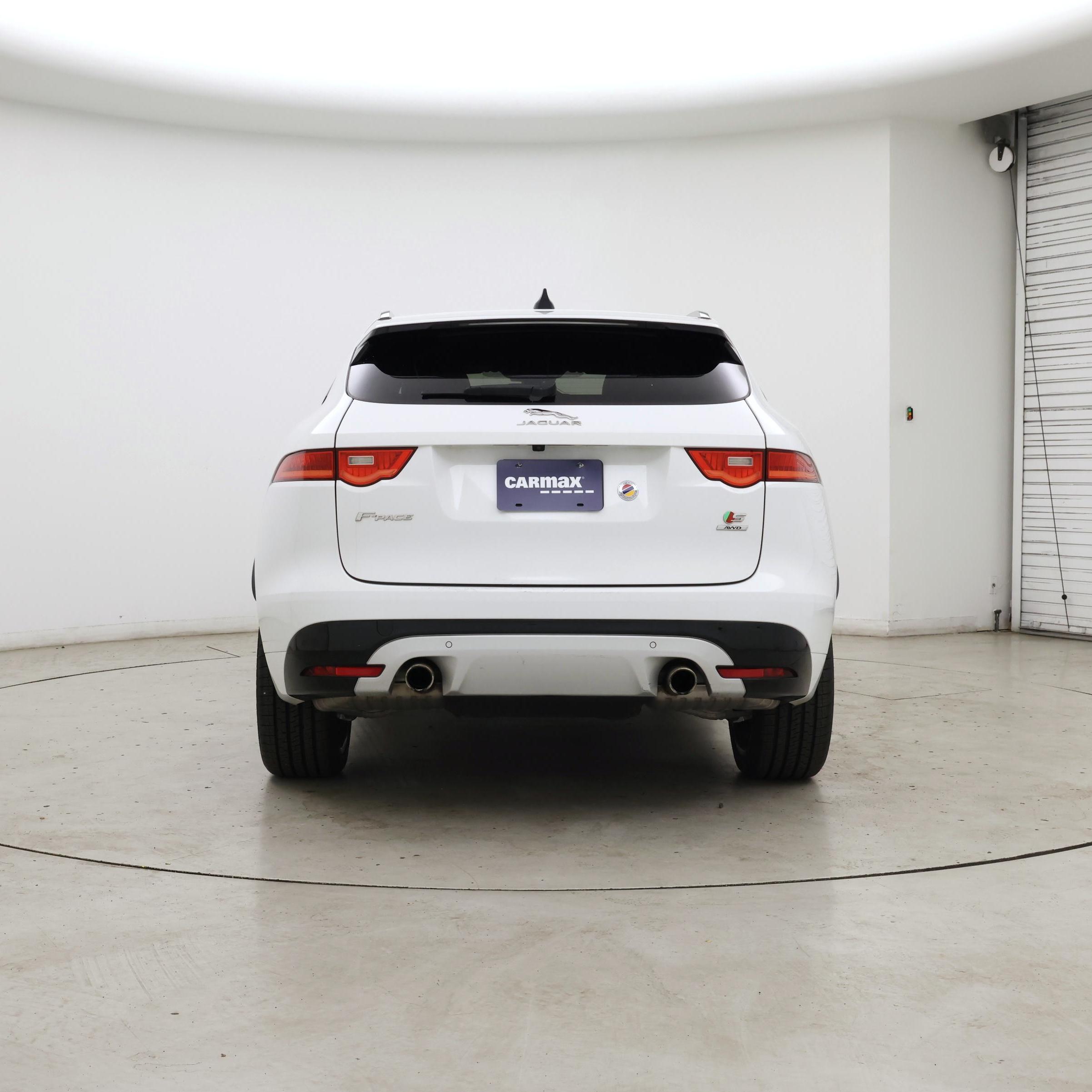 Thumbnail: 2020 Jaguar F-Pace - 6