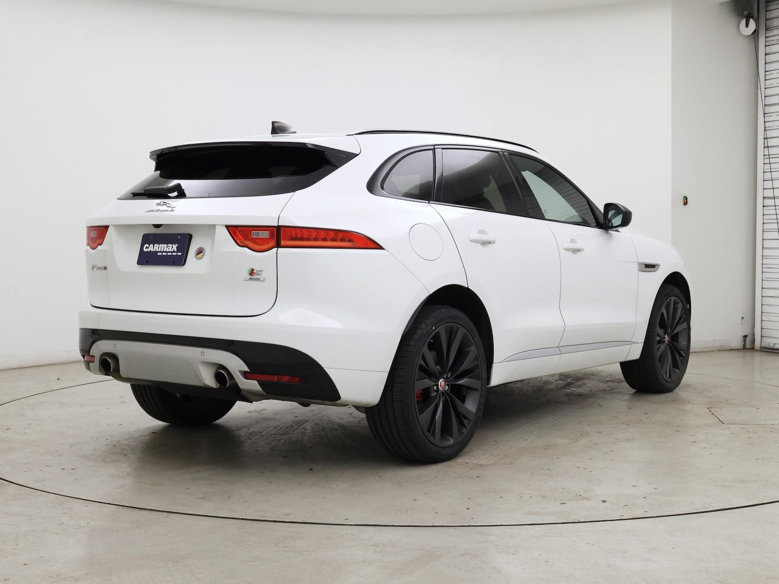 2020 Jaguar F-Pace S - Photo 9