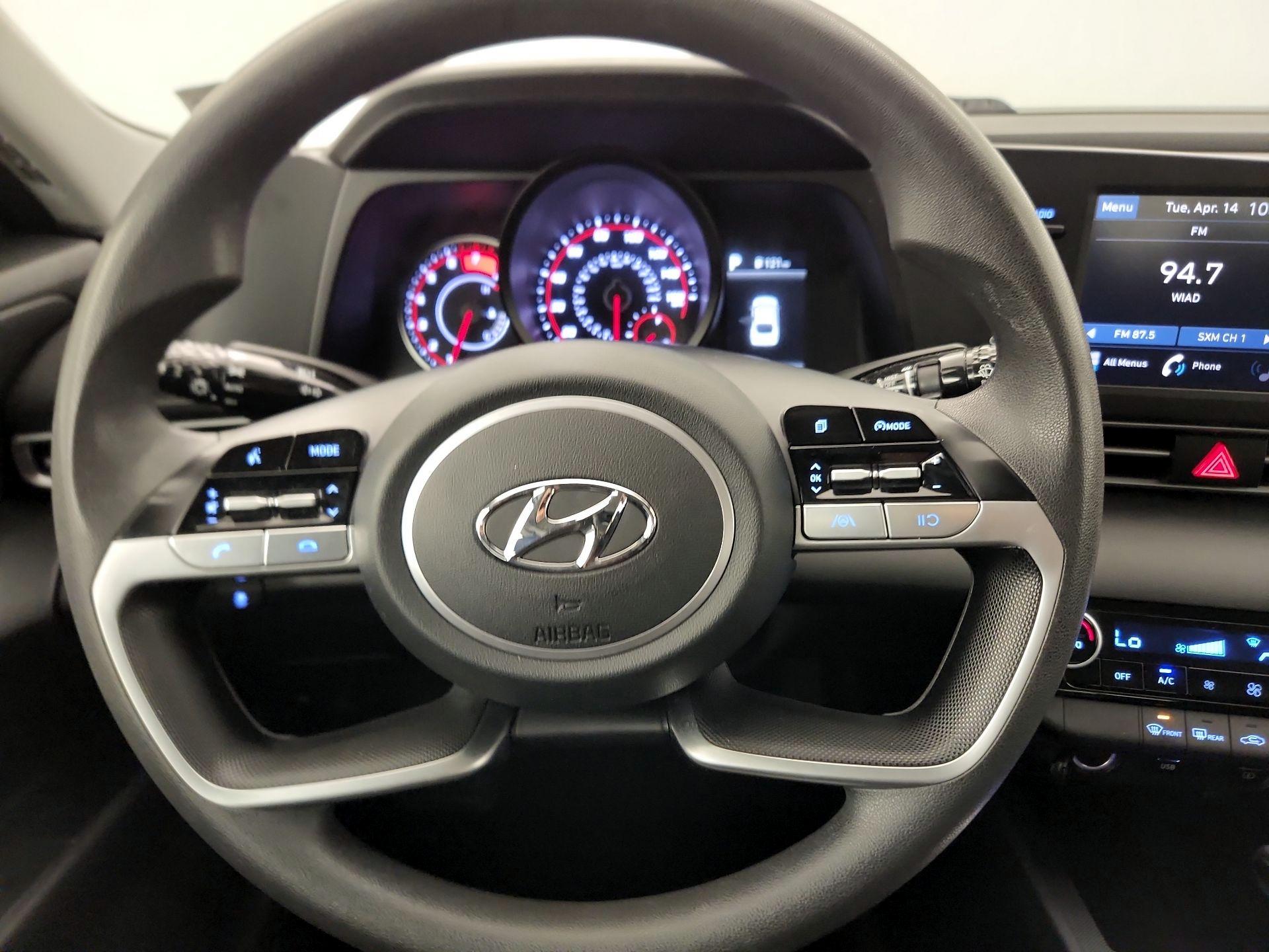 Thumbnail: 2023 Hyundai Elantra - 10