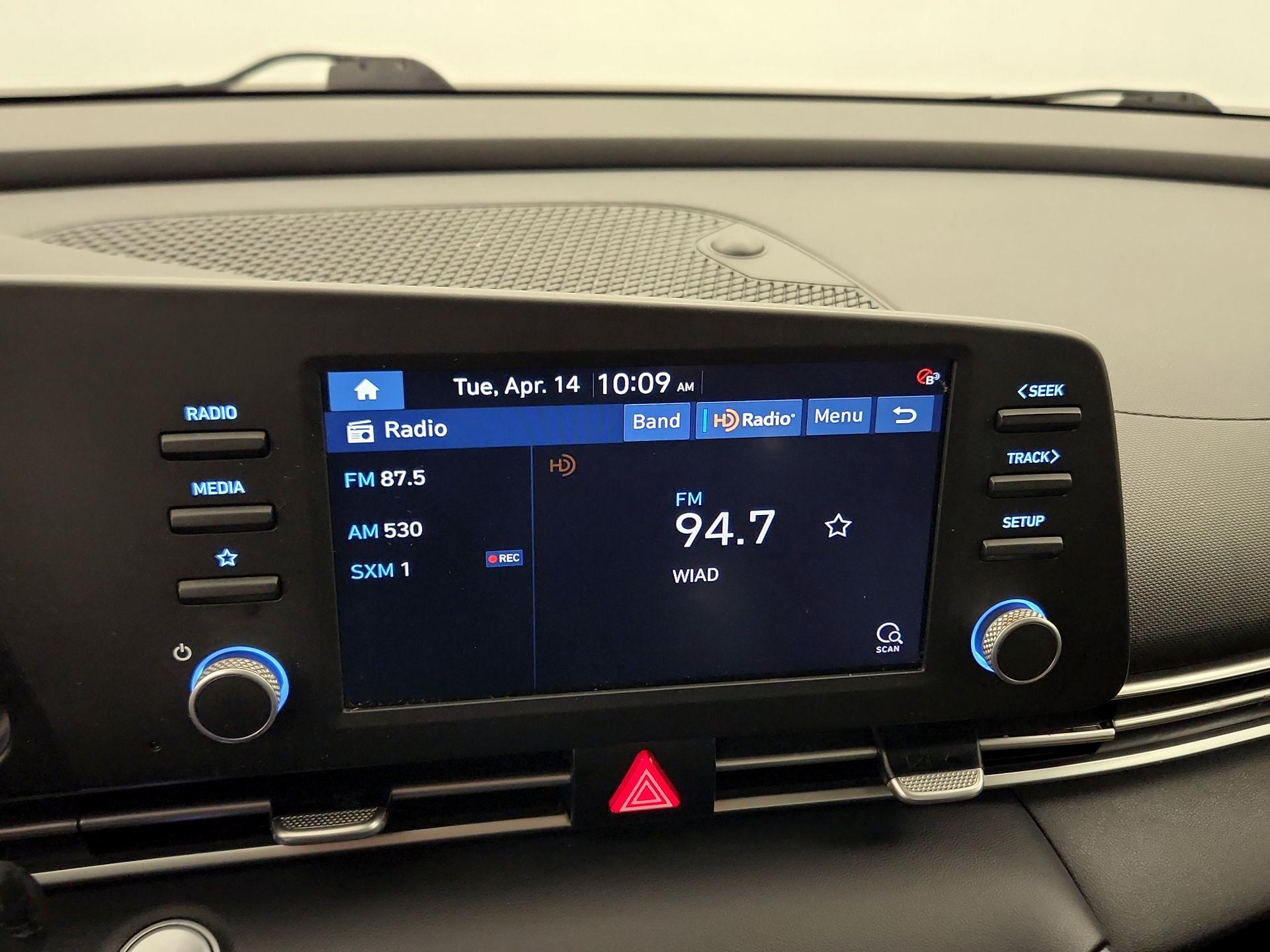 Thumbnail: 2023 Hyundai Elantra - 15