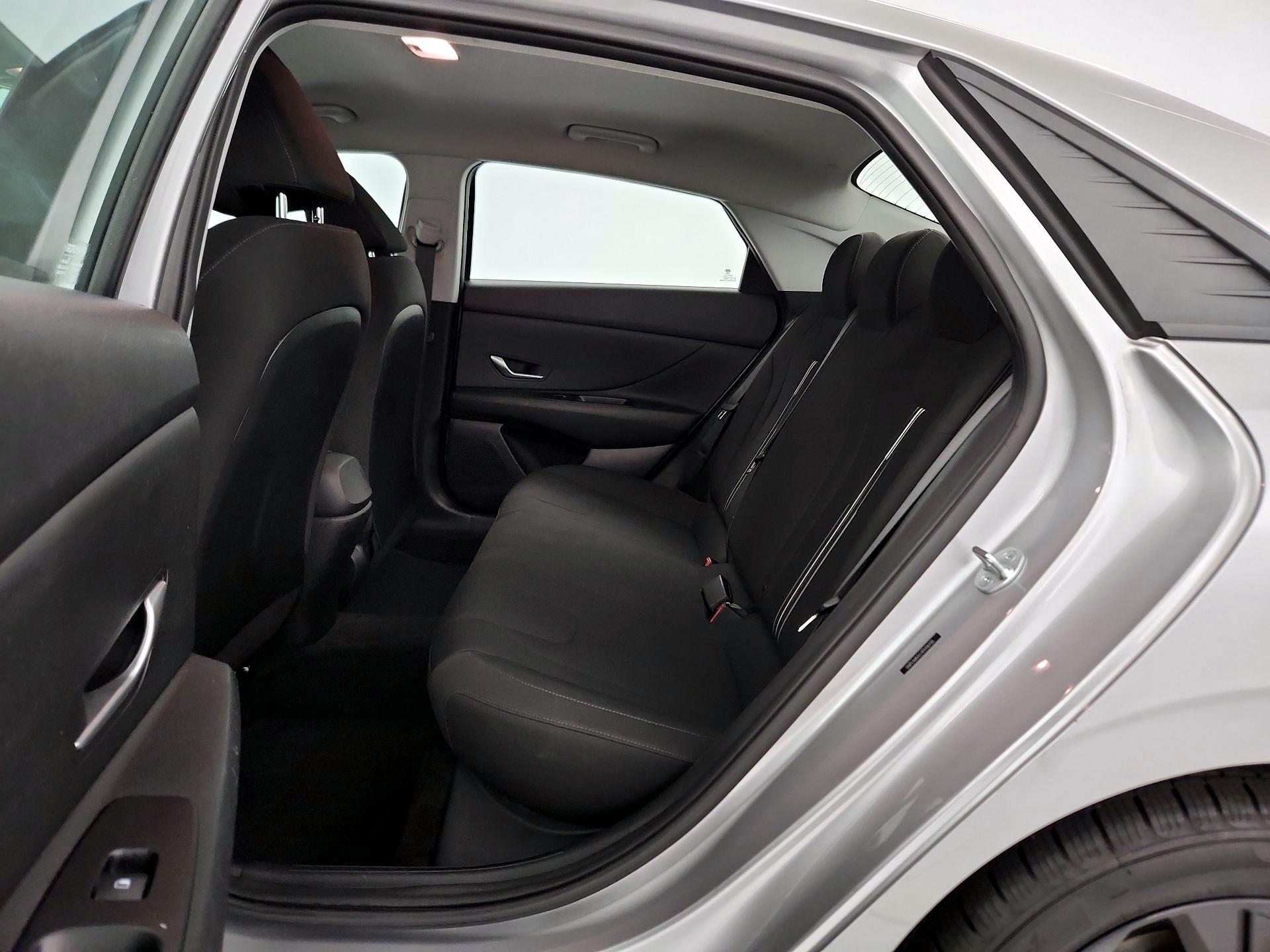 Thumbnail: 2023 Hyundai Elantra - 19