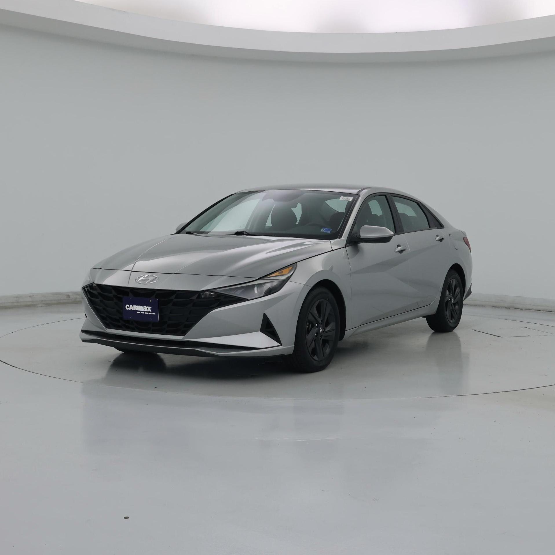 Thumbnail: 2023 Hyundai Elantra - 4