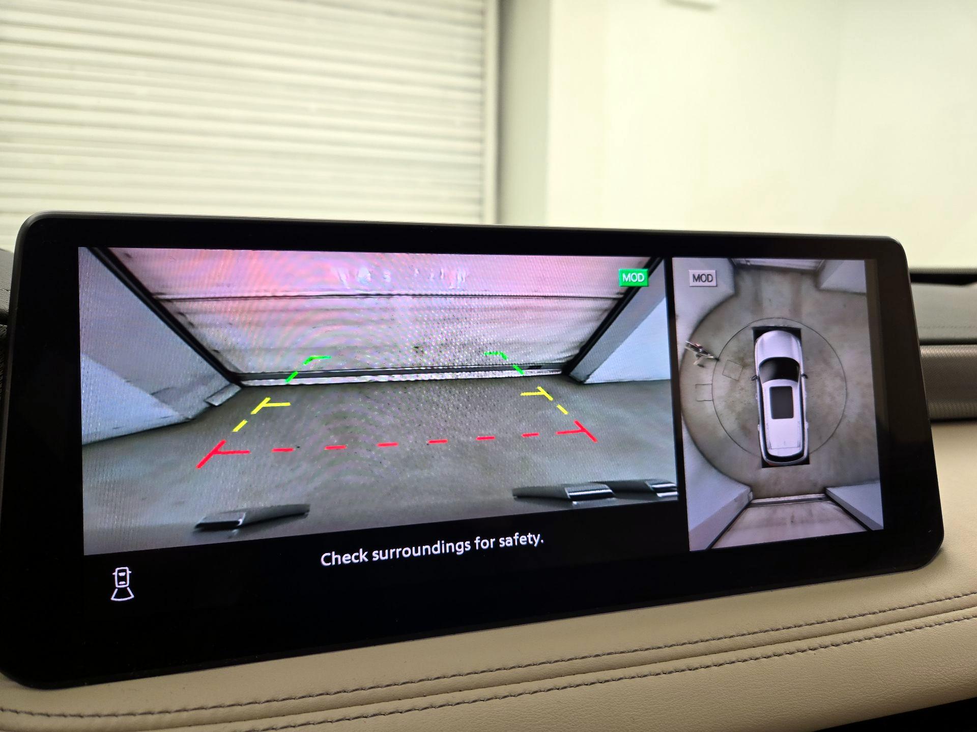 Thumbnail: 2023 INFINITI QX60 - 13