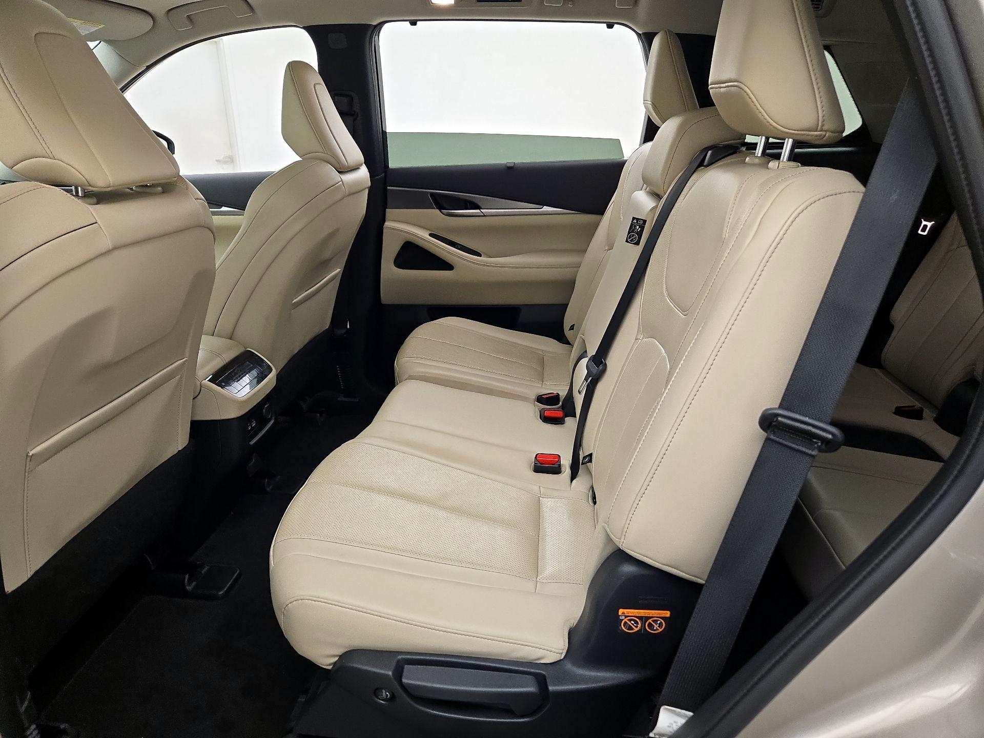 Thumbnail: 2023 INFINITI QX60 - 18