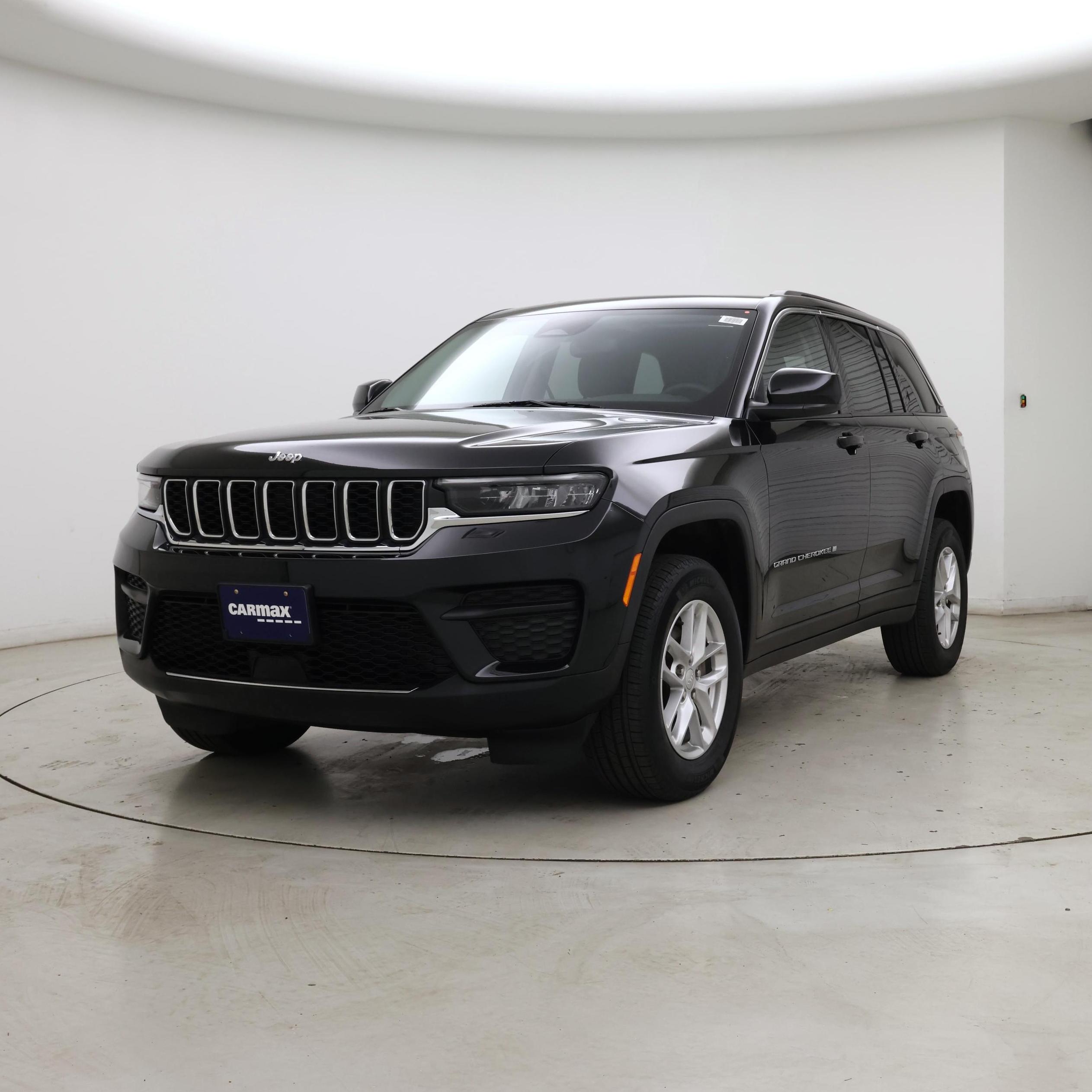 Thumbnail: 2023 Jeep Grand Cherokee - 4