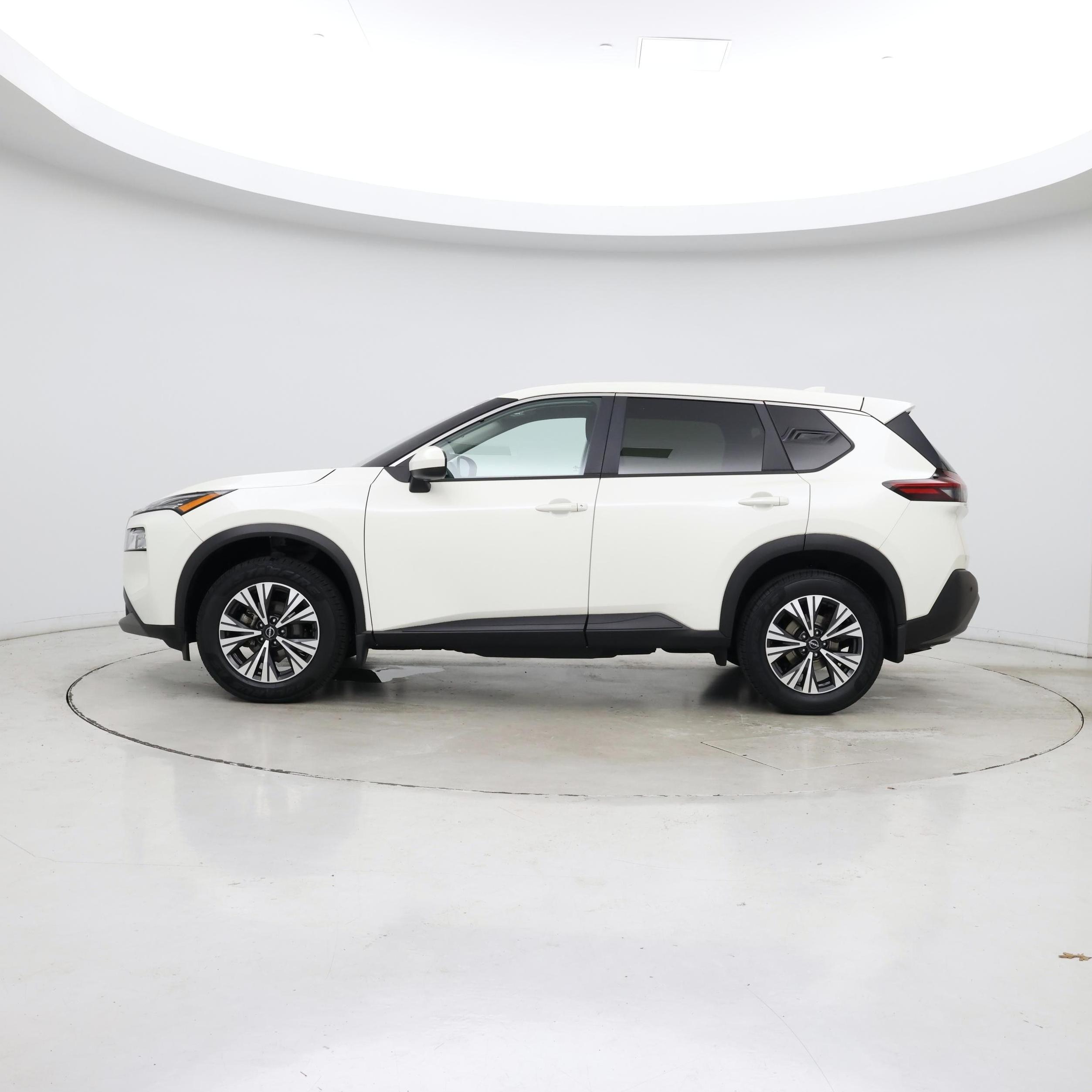 Thumbnail: 2023 Nissan Rogue - 3