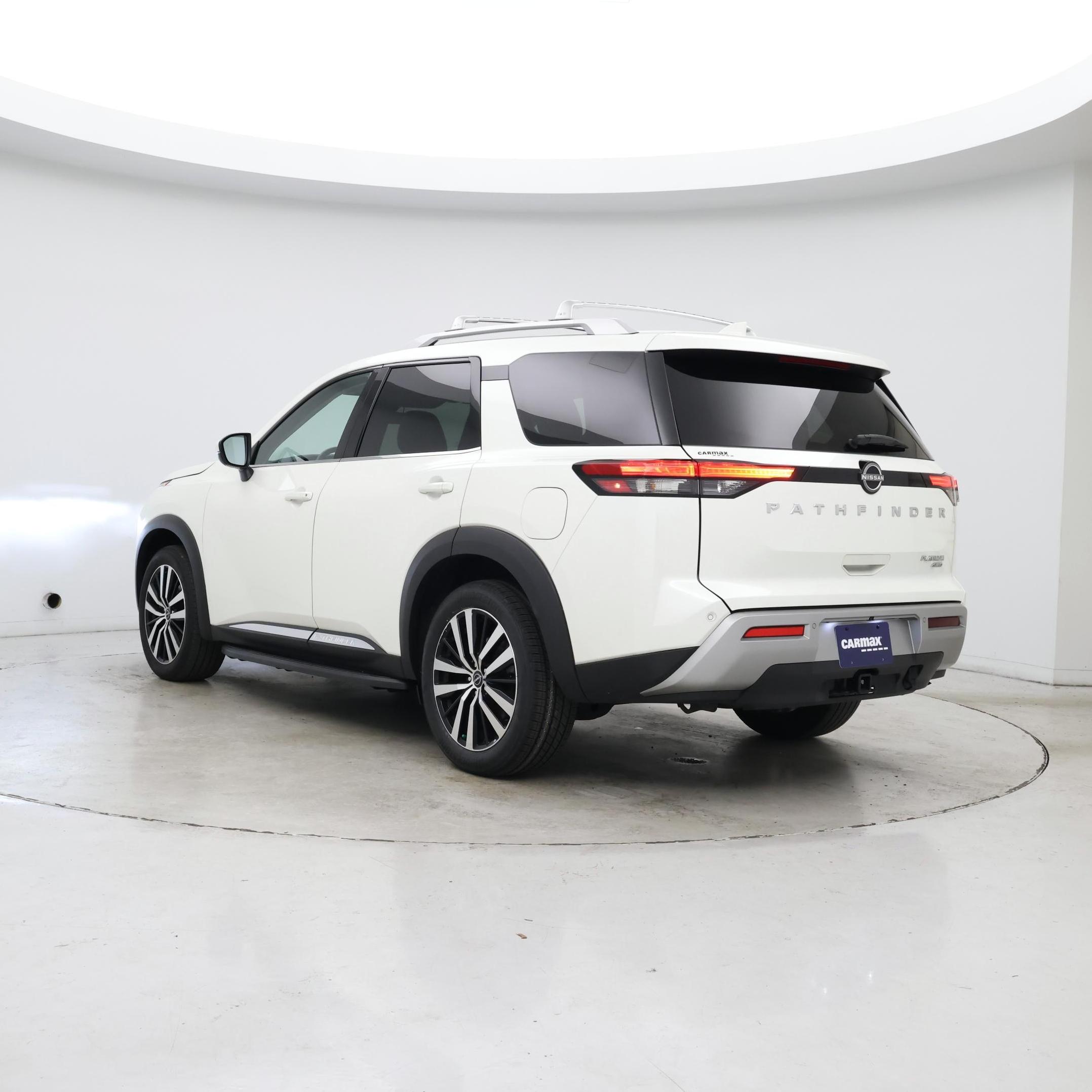 Thumbnail: 2023 Nissan Pathfinder - 2