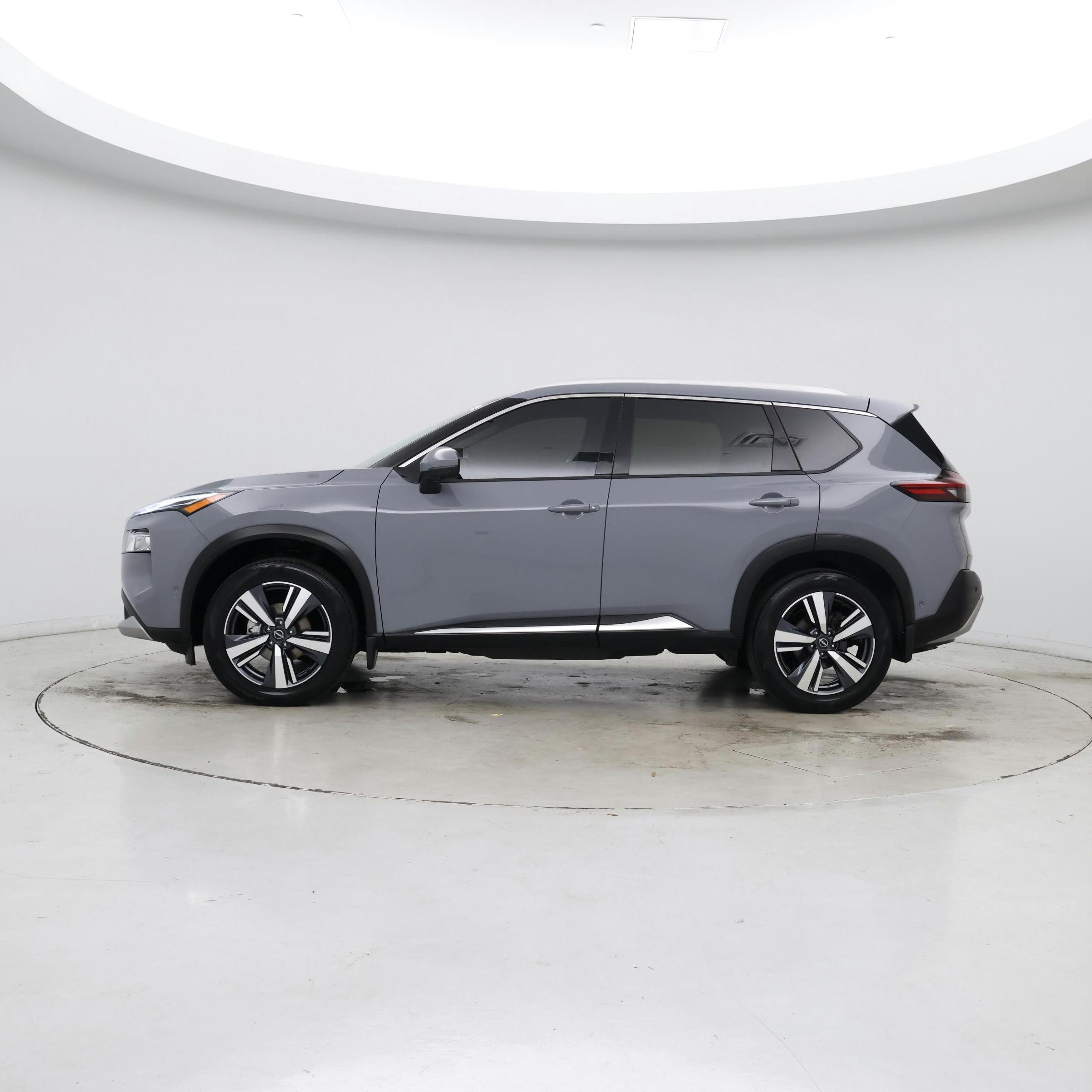Thumbnail: 2023 Nissan Rogue - 3