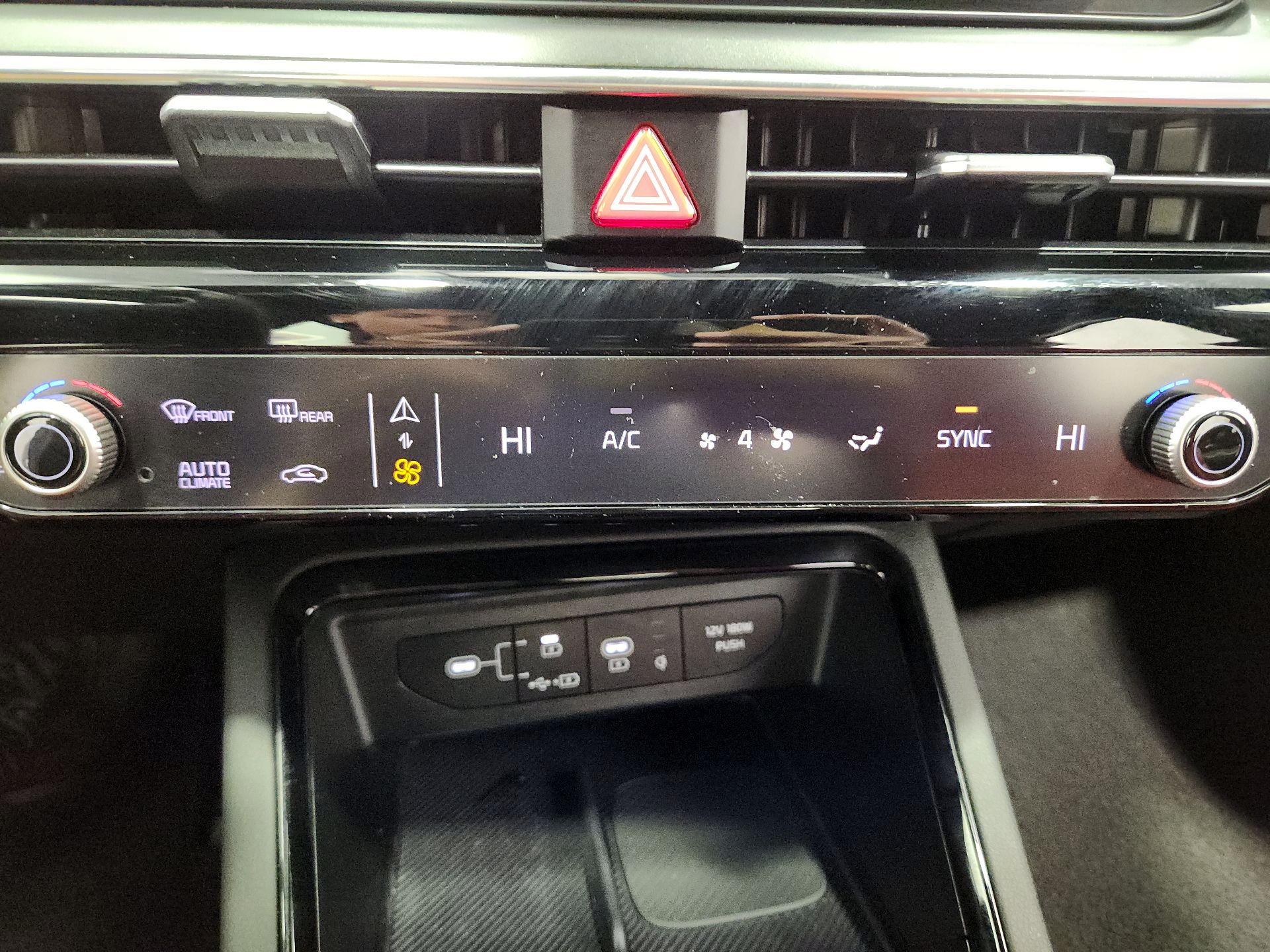 Thumbnail: 2025 Kia K5 - 16