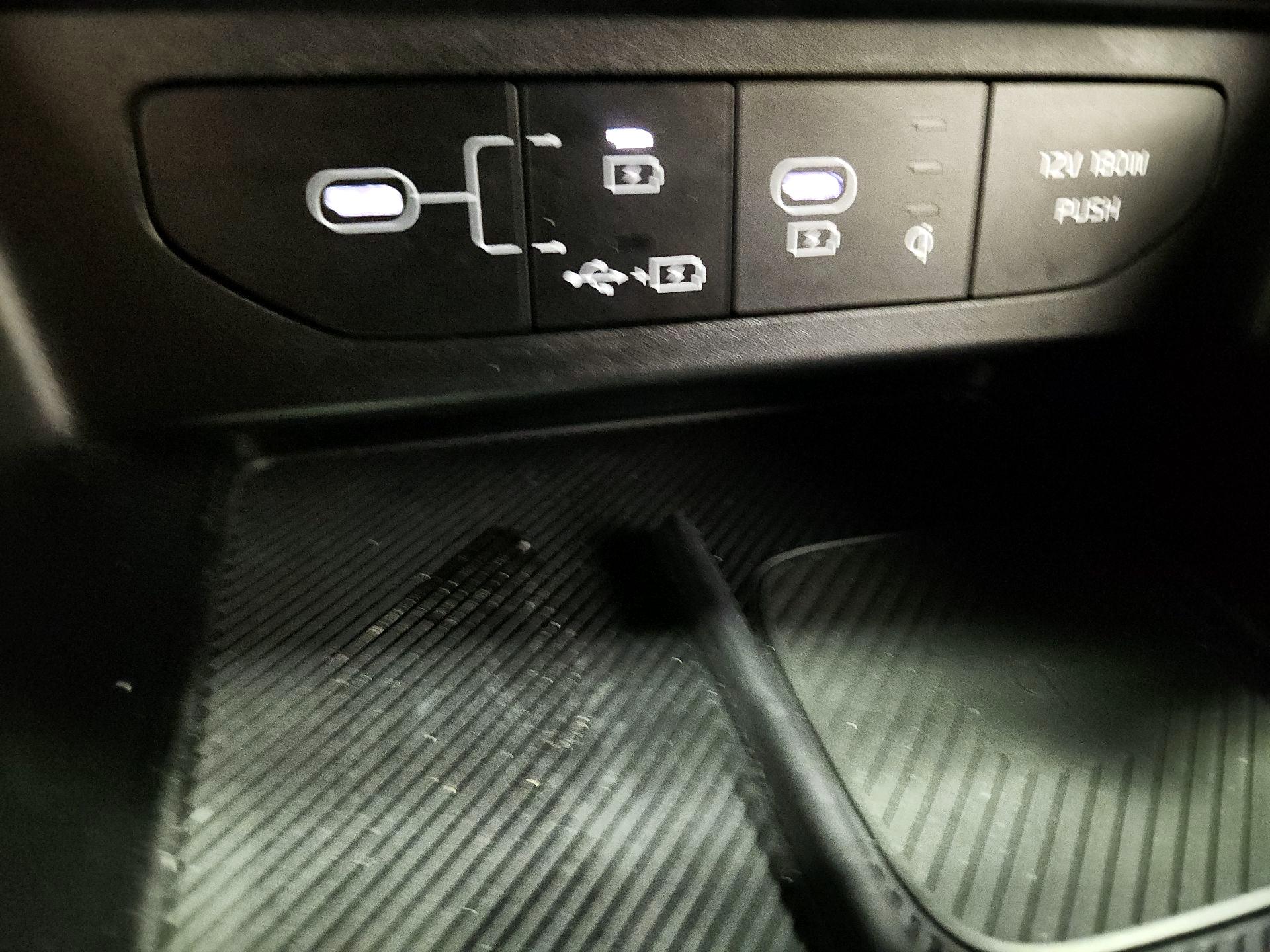 Thumbnail: 2025 Kia K5 - 18