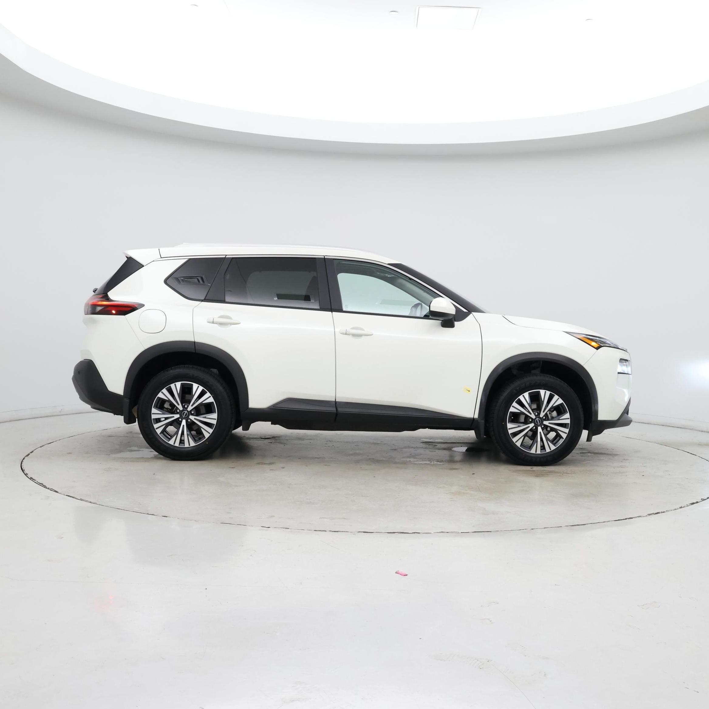 Thumbnail: 2023 Nissan Rogue - 7