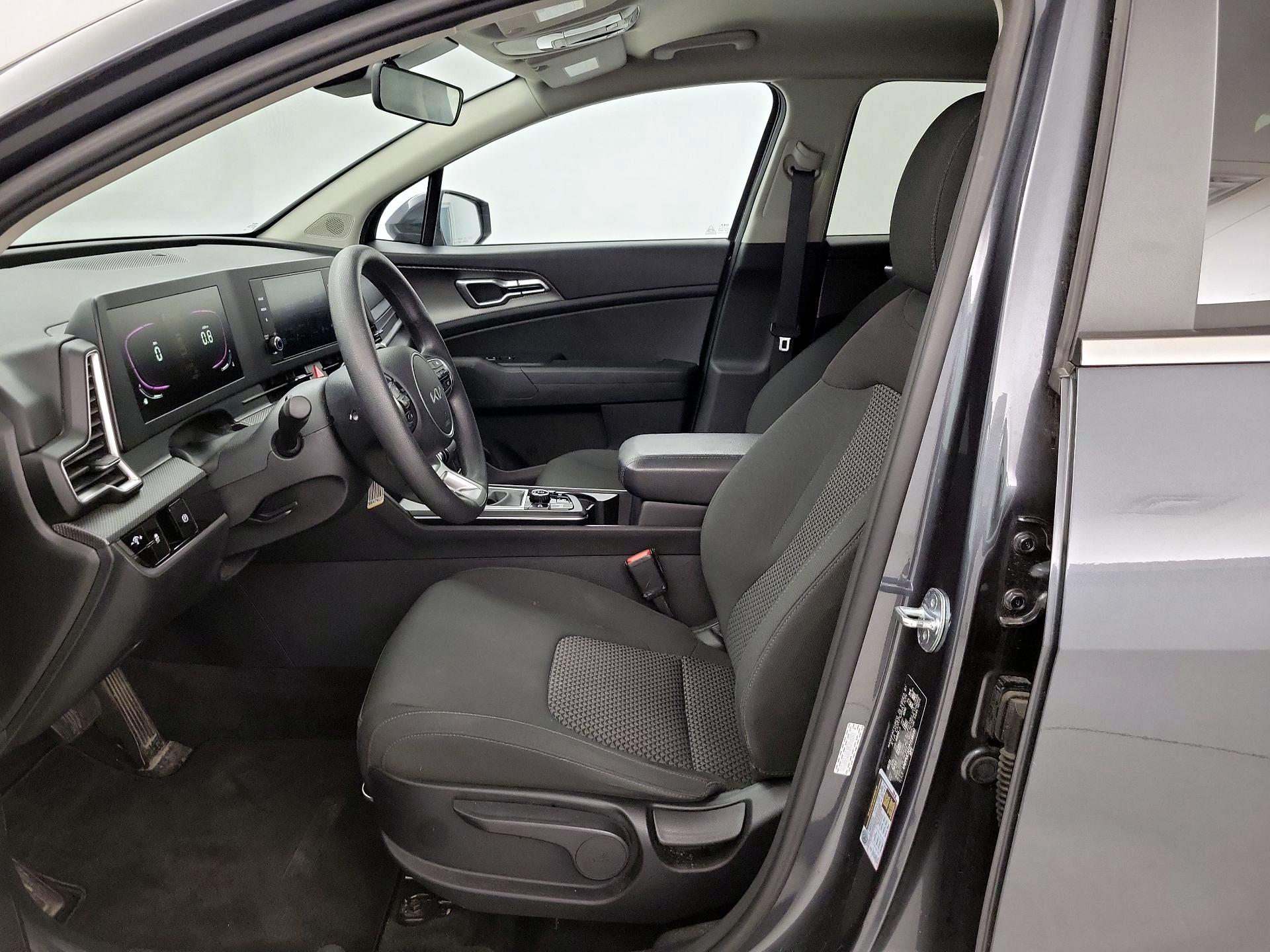 Thumbnail: 2023 Kia Sportage - 11