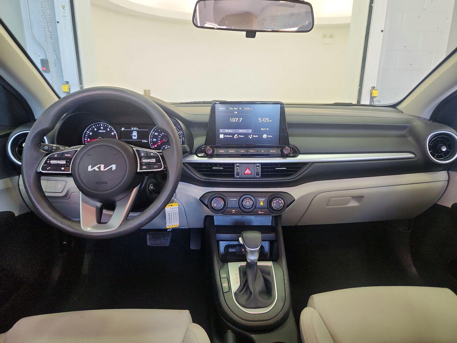 Thumbnail: 2023 Kia Forte - 9