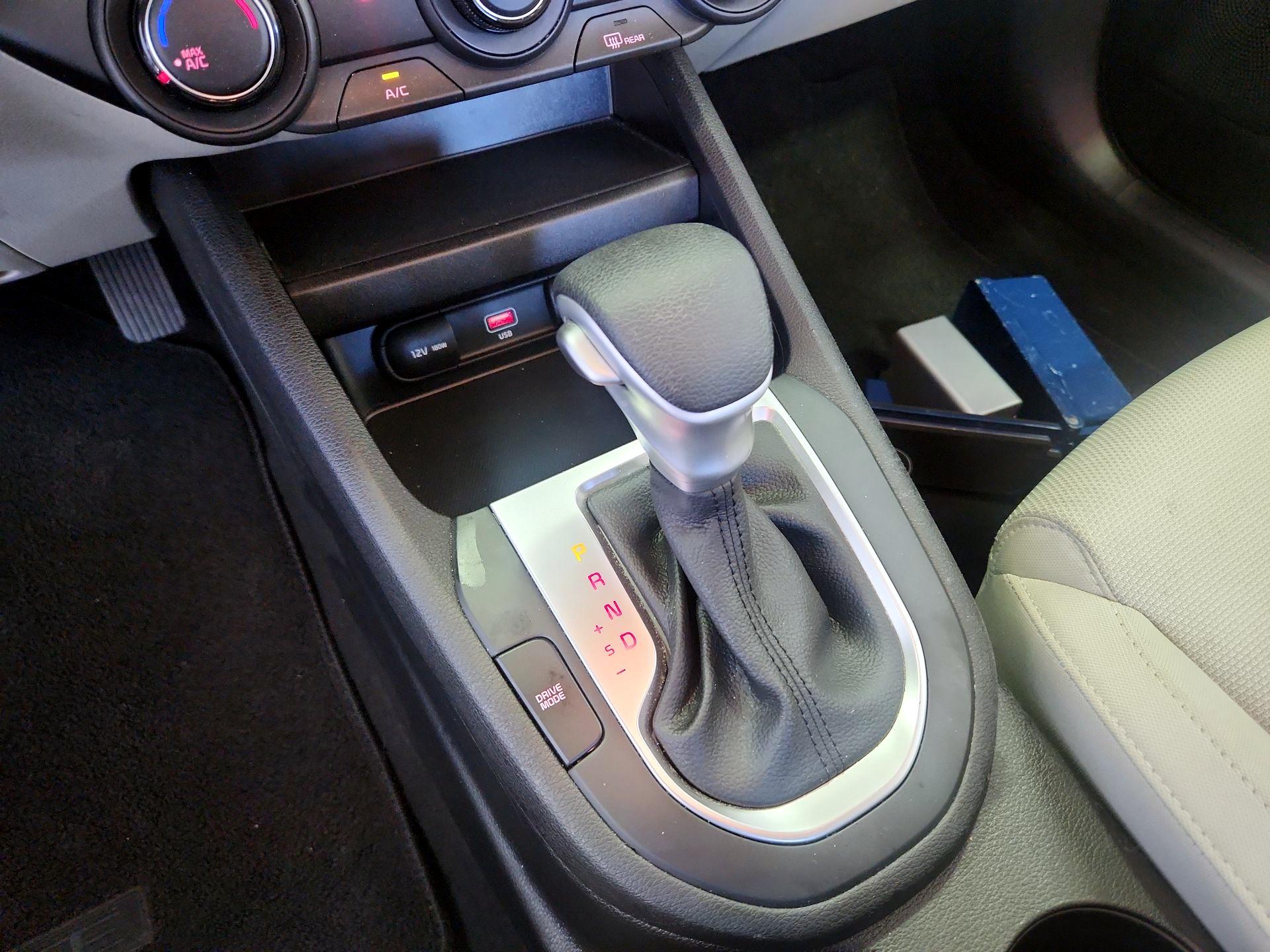 Thumbnail: 2023 Kia Forte - 17