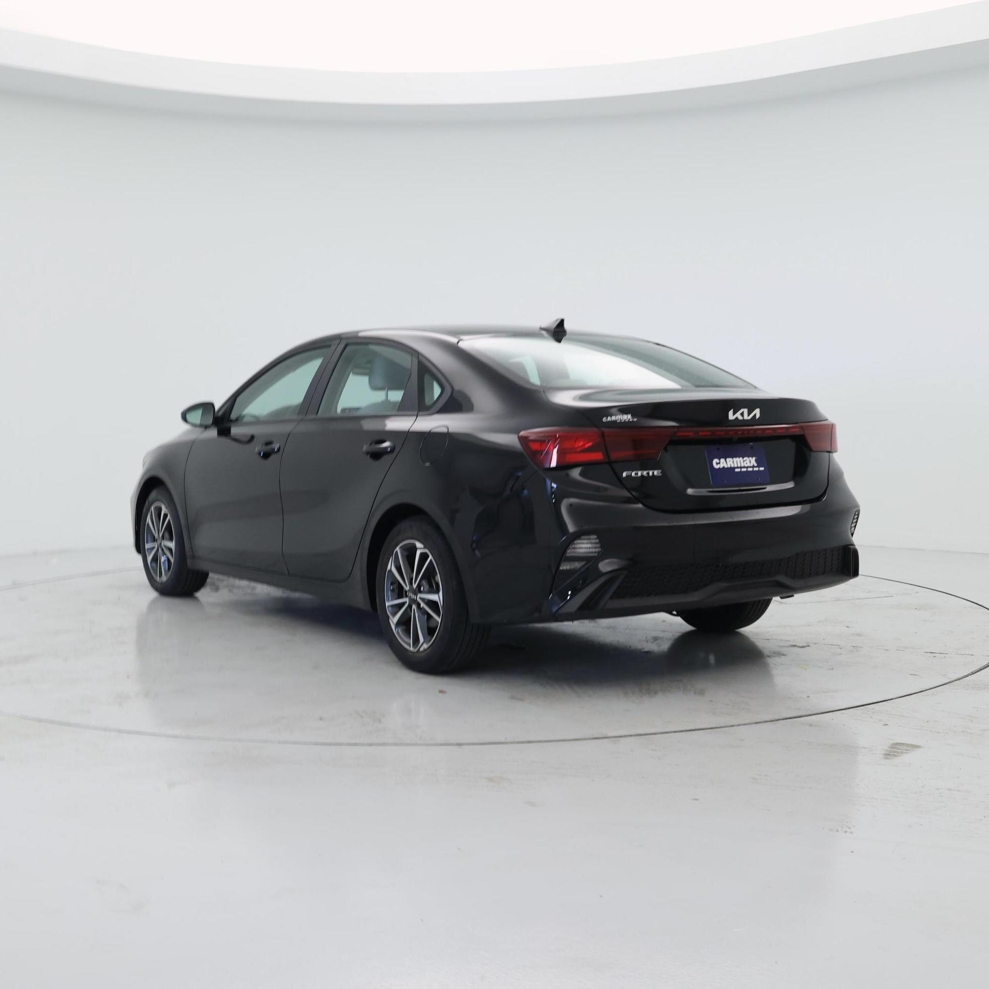 Thumbnail: 2023 Kia Forte - 2