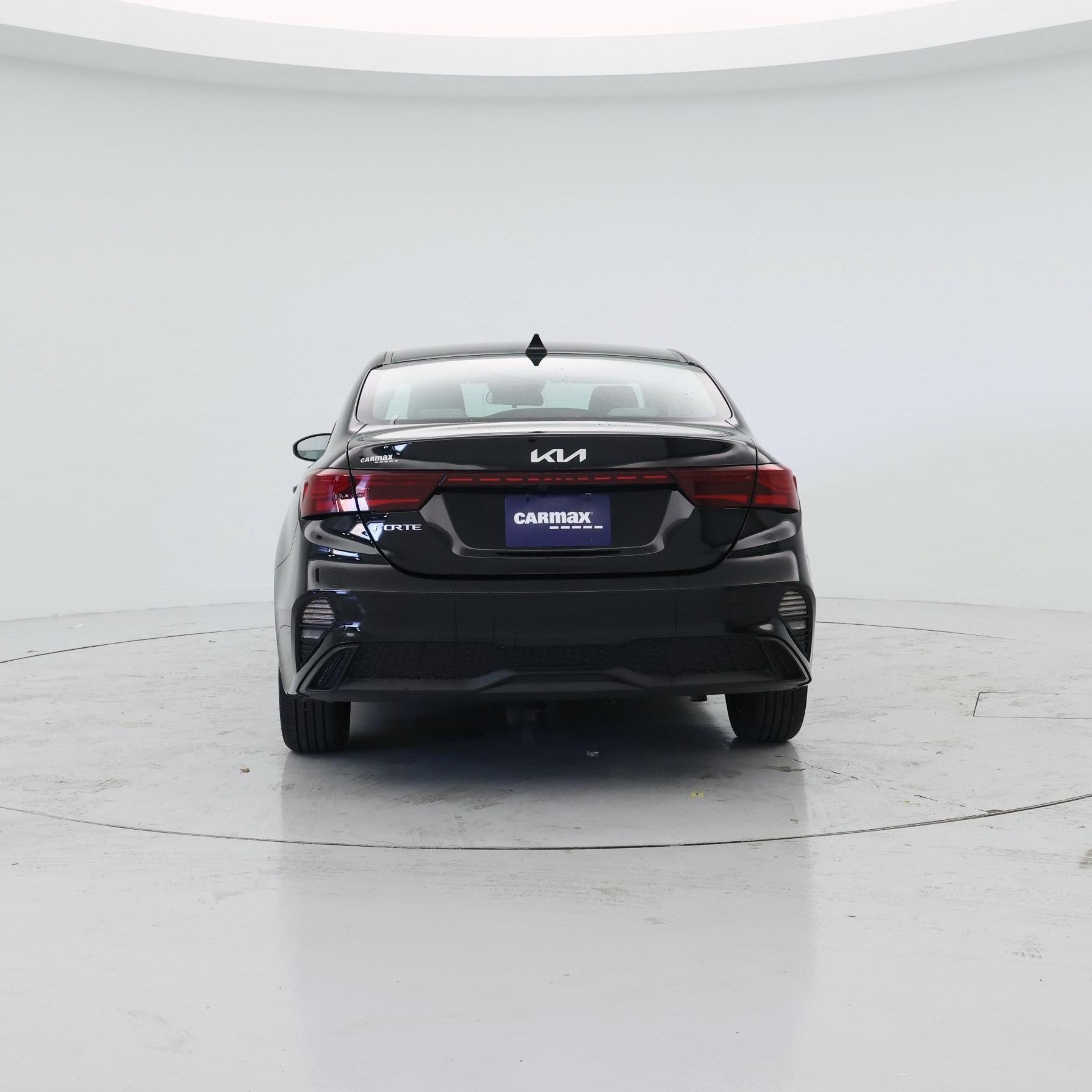 Thumbnail: 2023 Kia Forte - 6