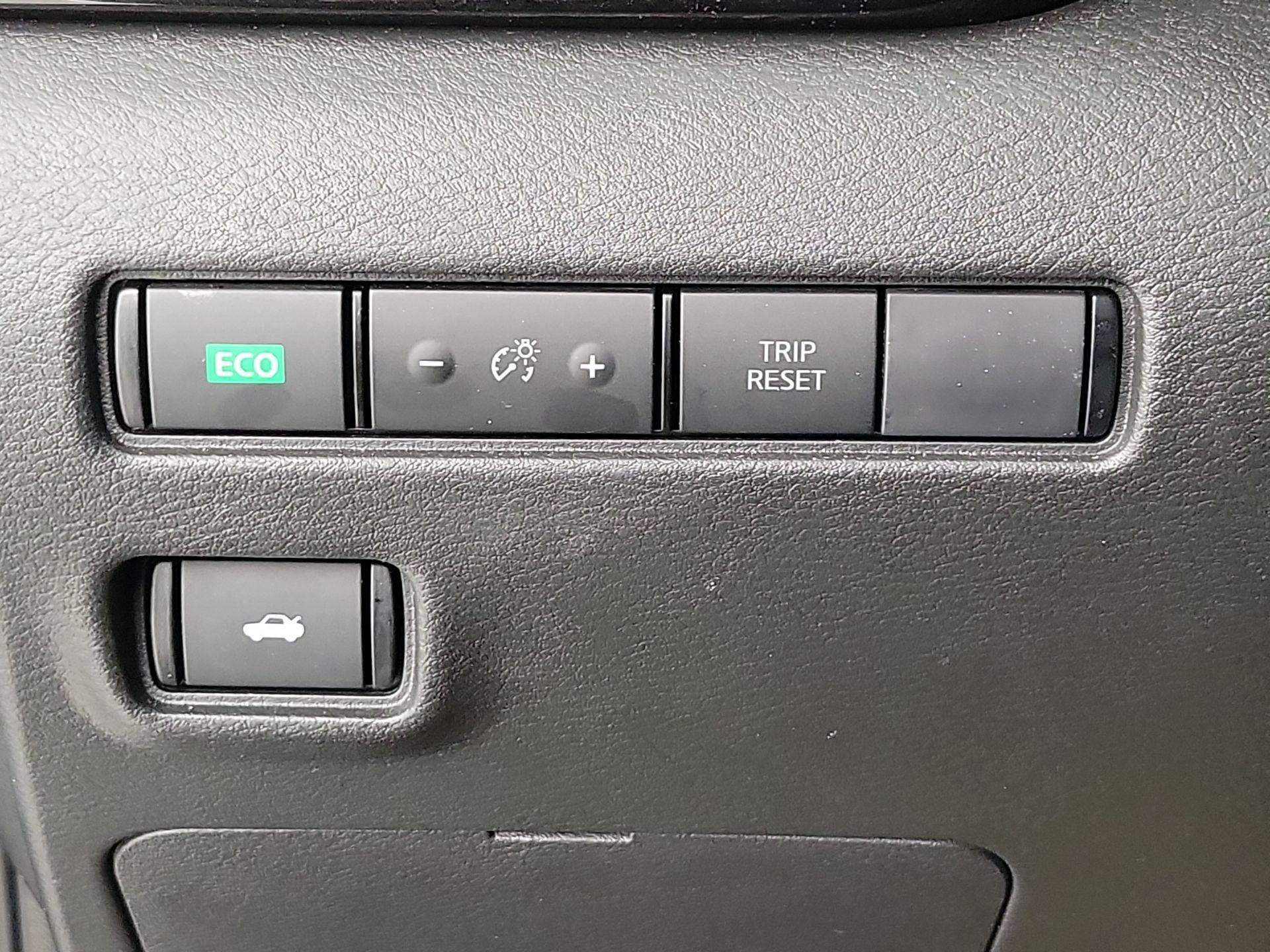 Thumbnail: 2023 Nissan Sentra - 13