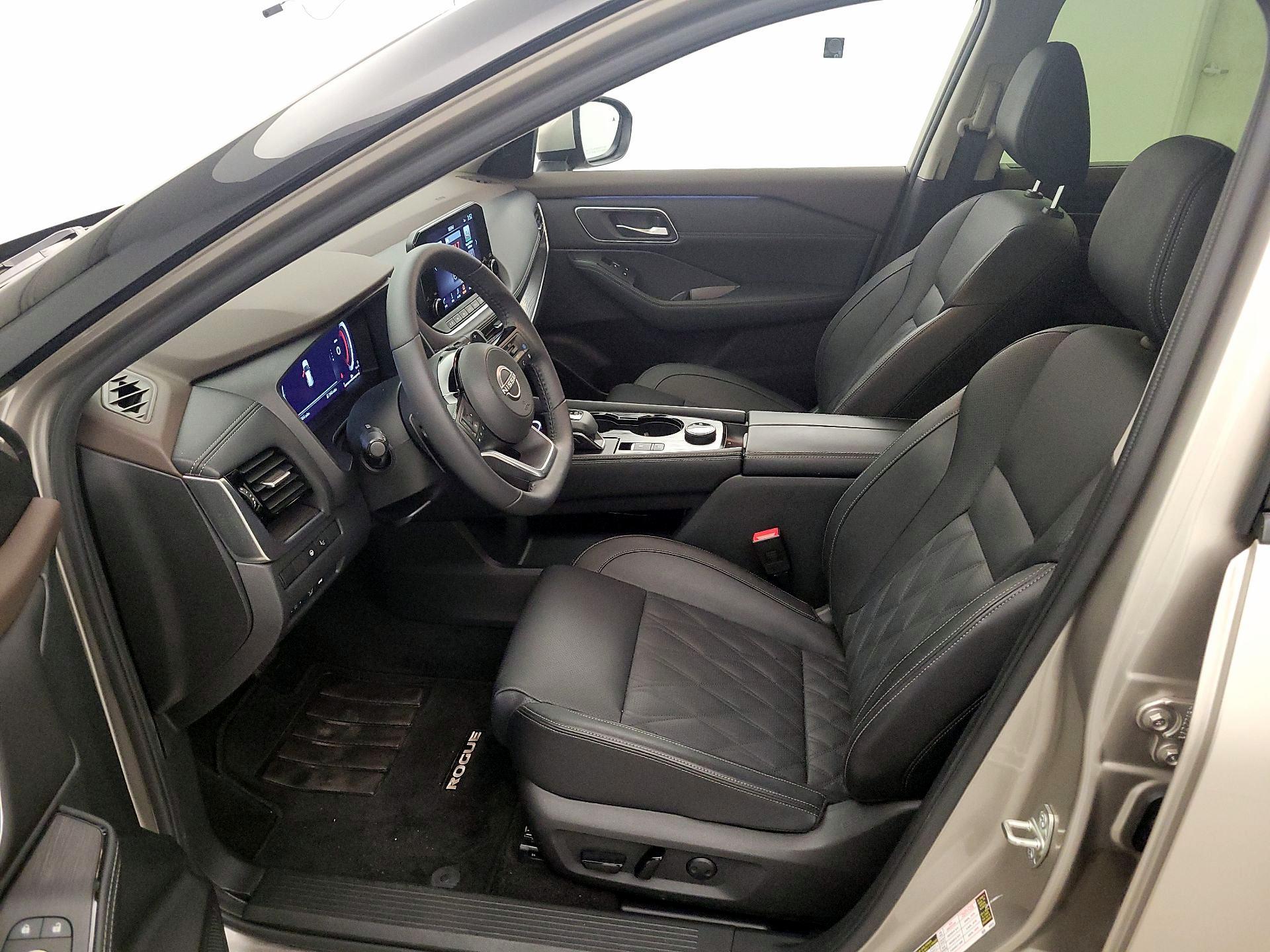 Thumbnail: 2023 Nissan Rogue - 11