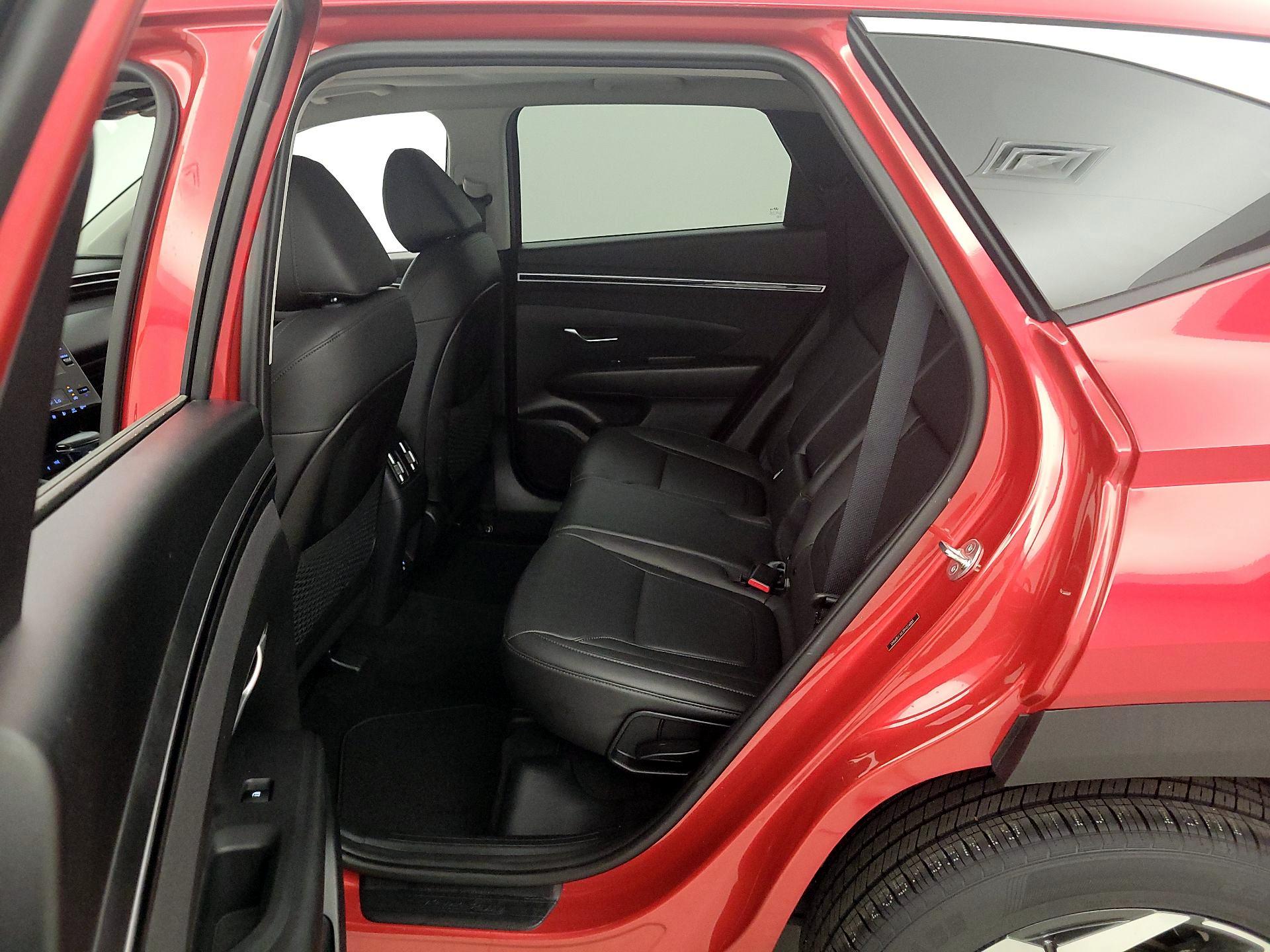 Thumbnail: 2023 Hyundai Tucson - 18