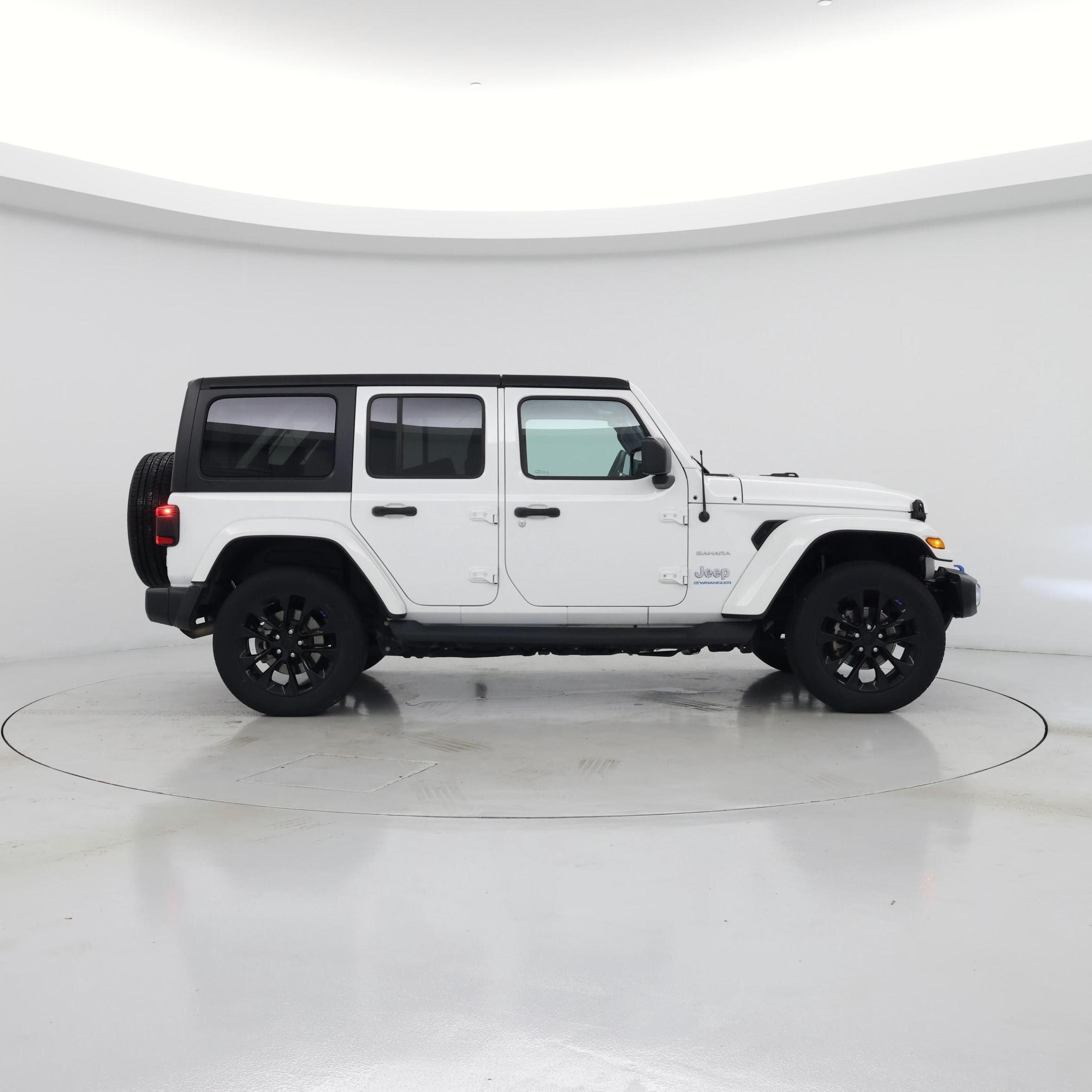 Thumbnail: 2023 Jeep Wrangler - 7