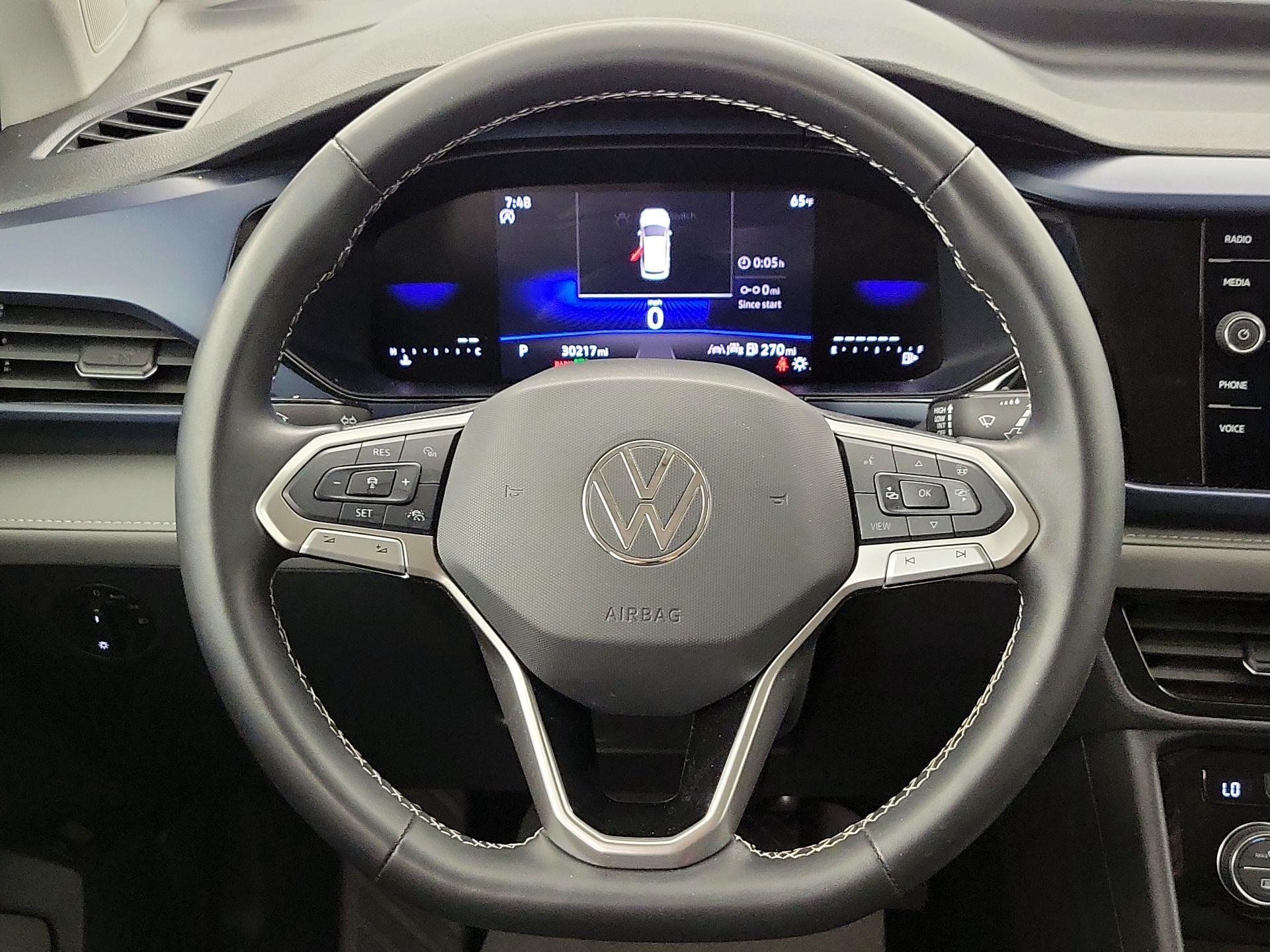 Thumbnail: 2024 Volkswagen Taos - 10