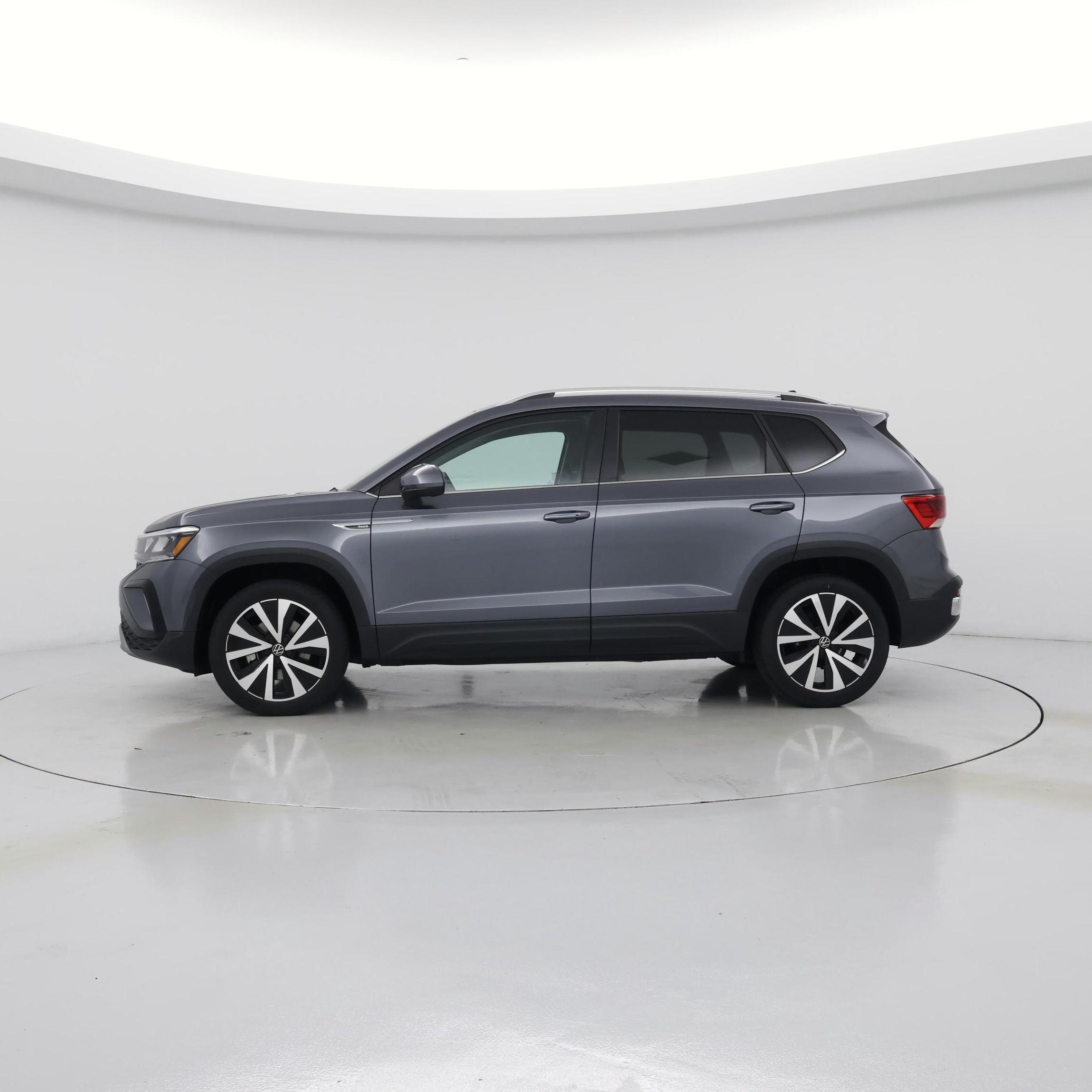 Thumbnail: 2024 Volkswagen Taos - 3