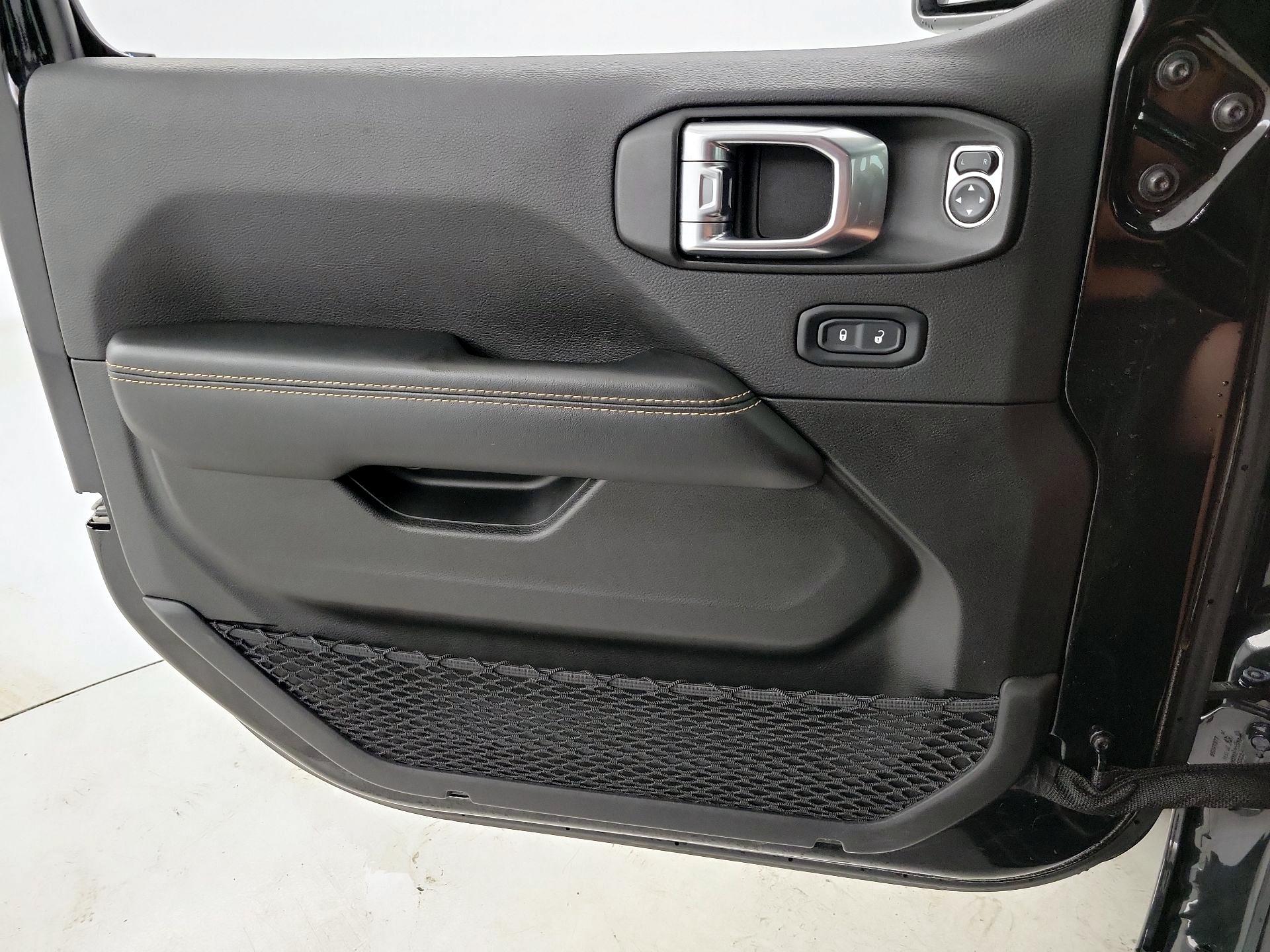Thumbnail: 2024 Jeep Wrangler - 12