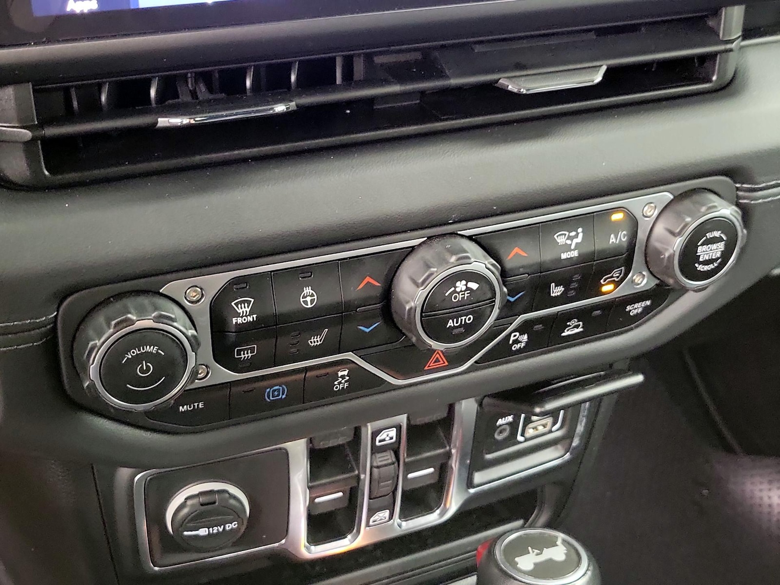 2024 Jeep Wrangler 4xe Sahara 4XE - Photo 18