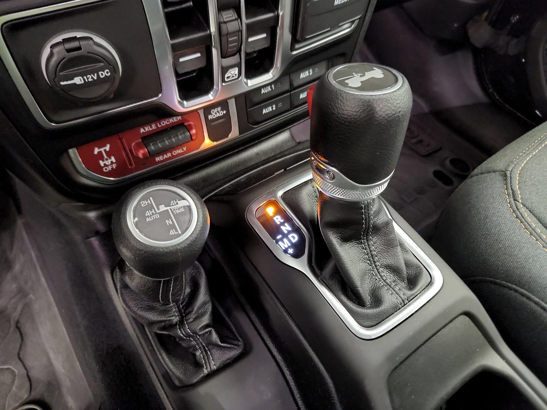Thumbnail: 2024 Jeep Wrangler - 17