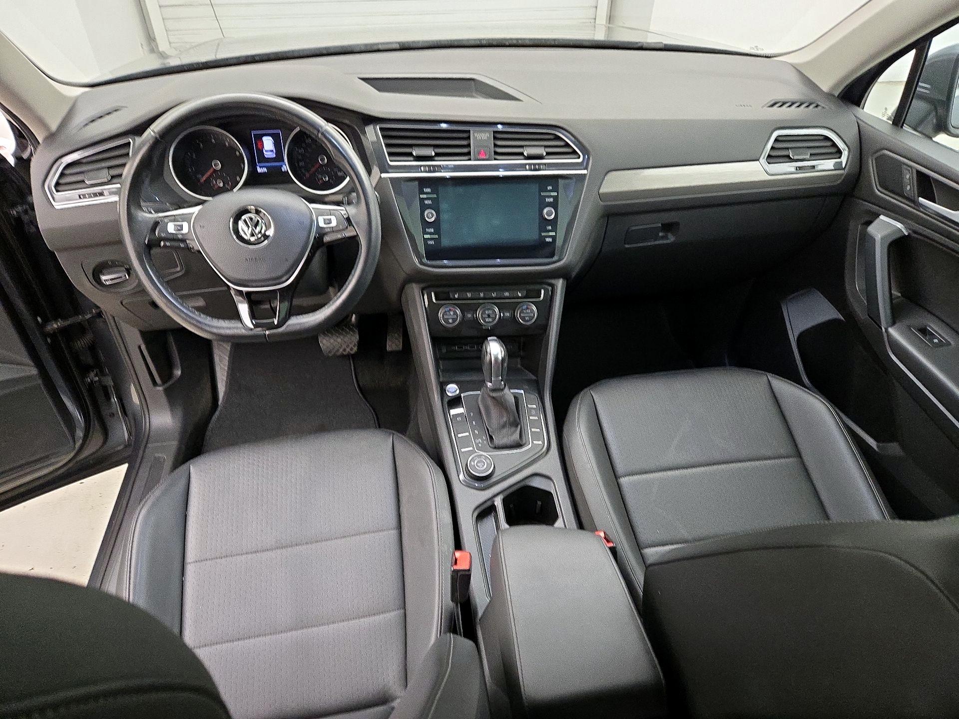 Thumbnail: 2019 Volkswagen Tiguan - 9