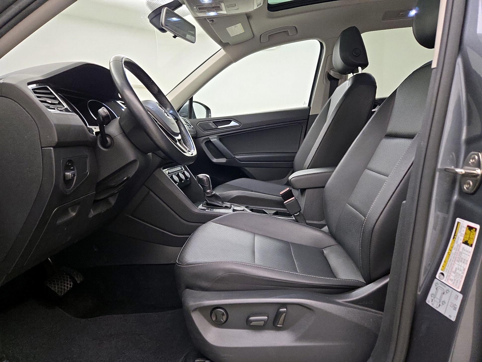 Thumbnail: 2019 Volkswagen Tiguan - 11