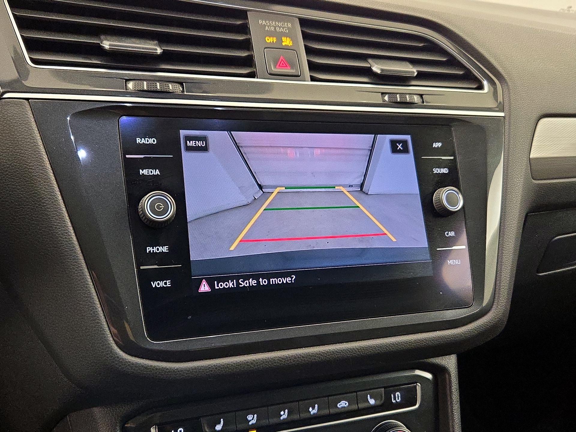 Thumbnail: 2019 Volkswagen Tiguan - 14