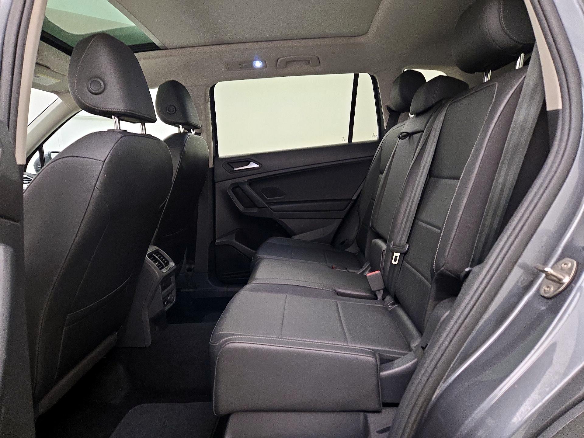 Thumbnail: 2019 Volkswagen Tiguan - 20