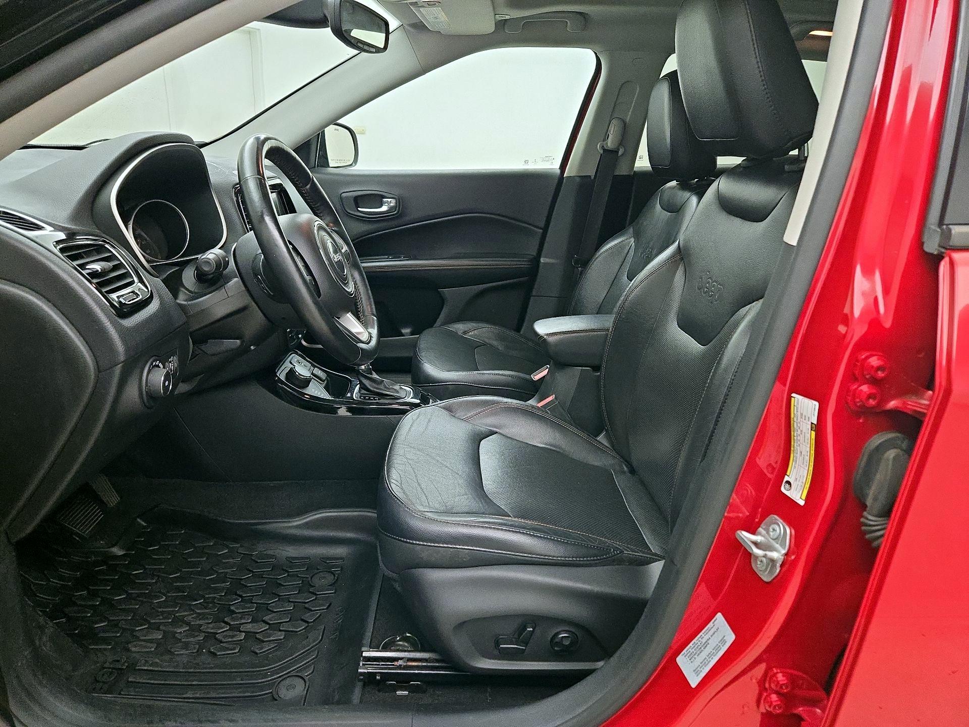 Thumbnail: 2018 Jeep Compass - 11