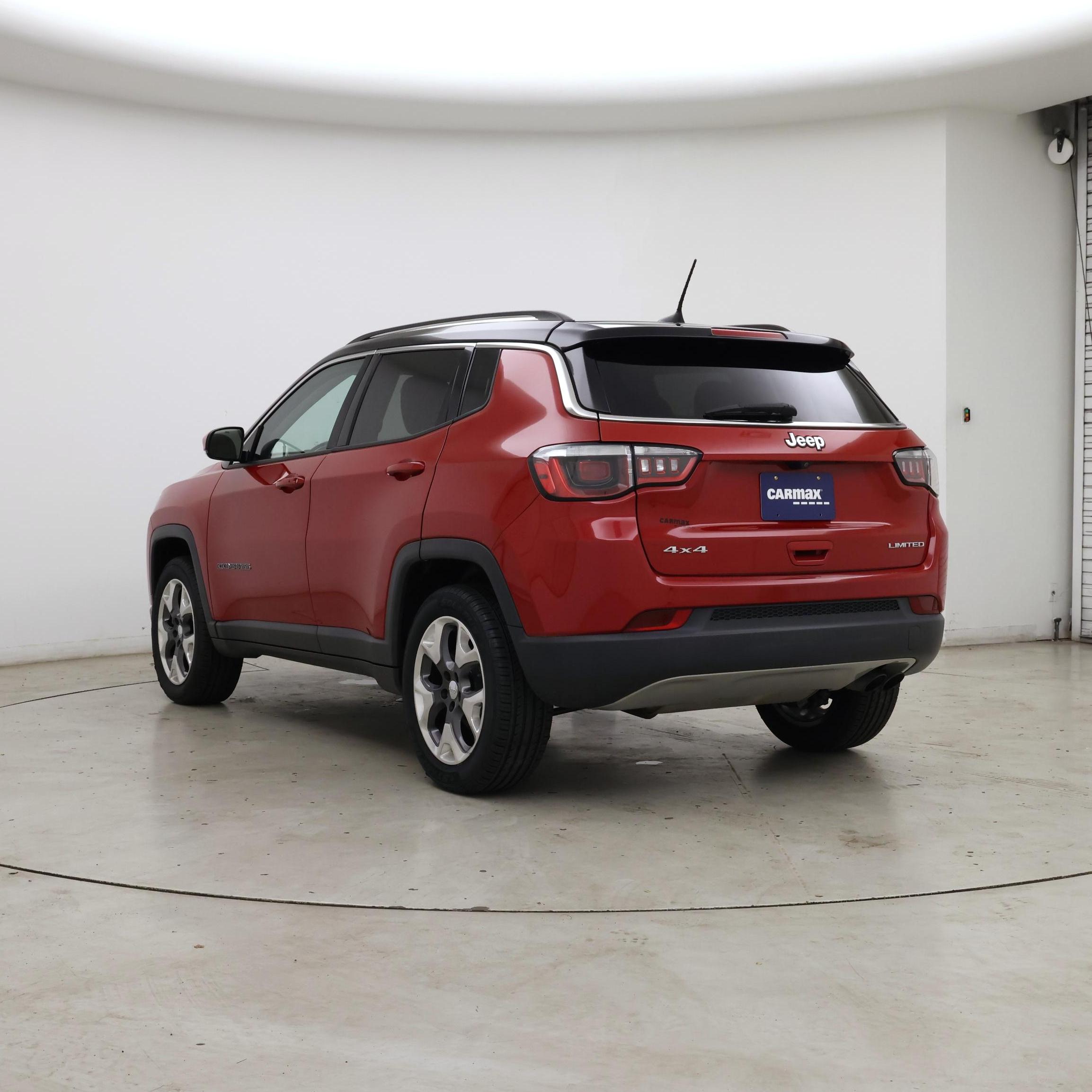 Thumbnail: 2018 Jeep Compass - 2