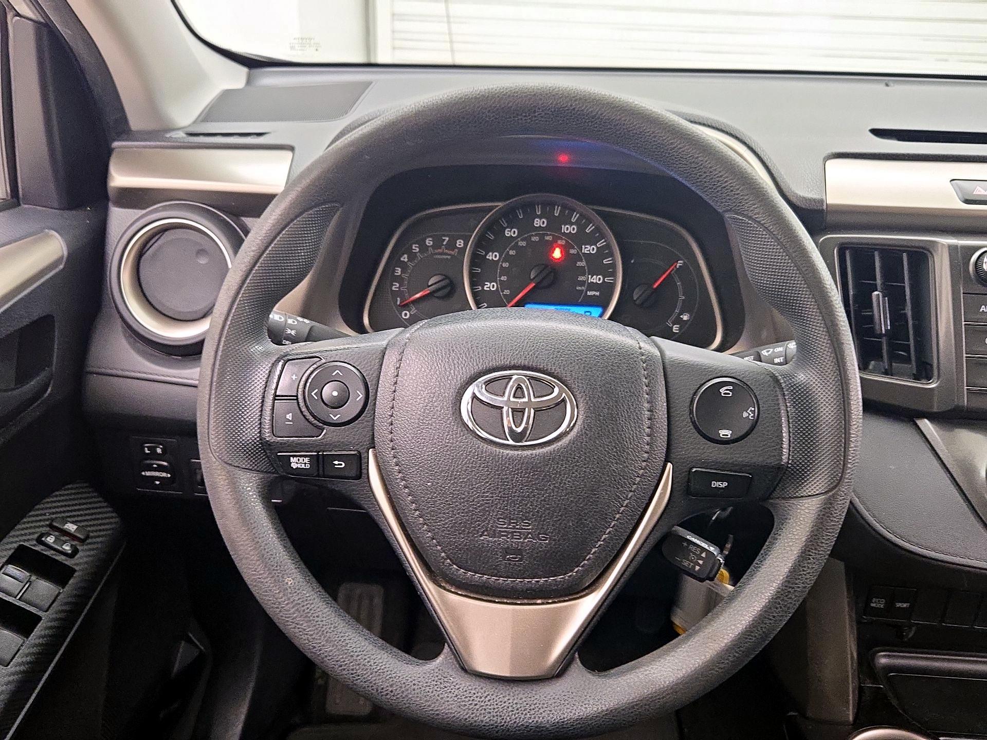 Thumbnail: 2014 Toyota RAV4 - 10