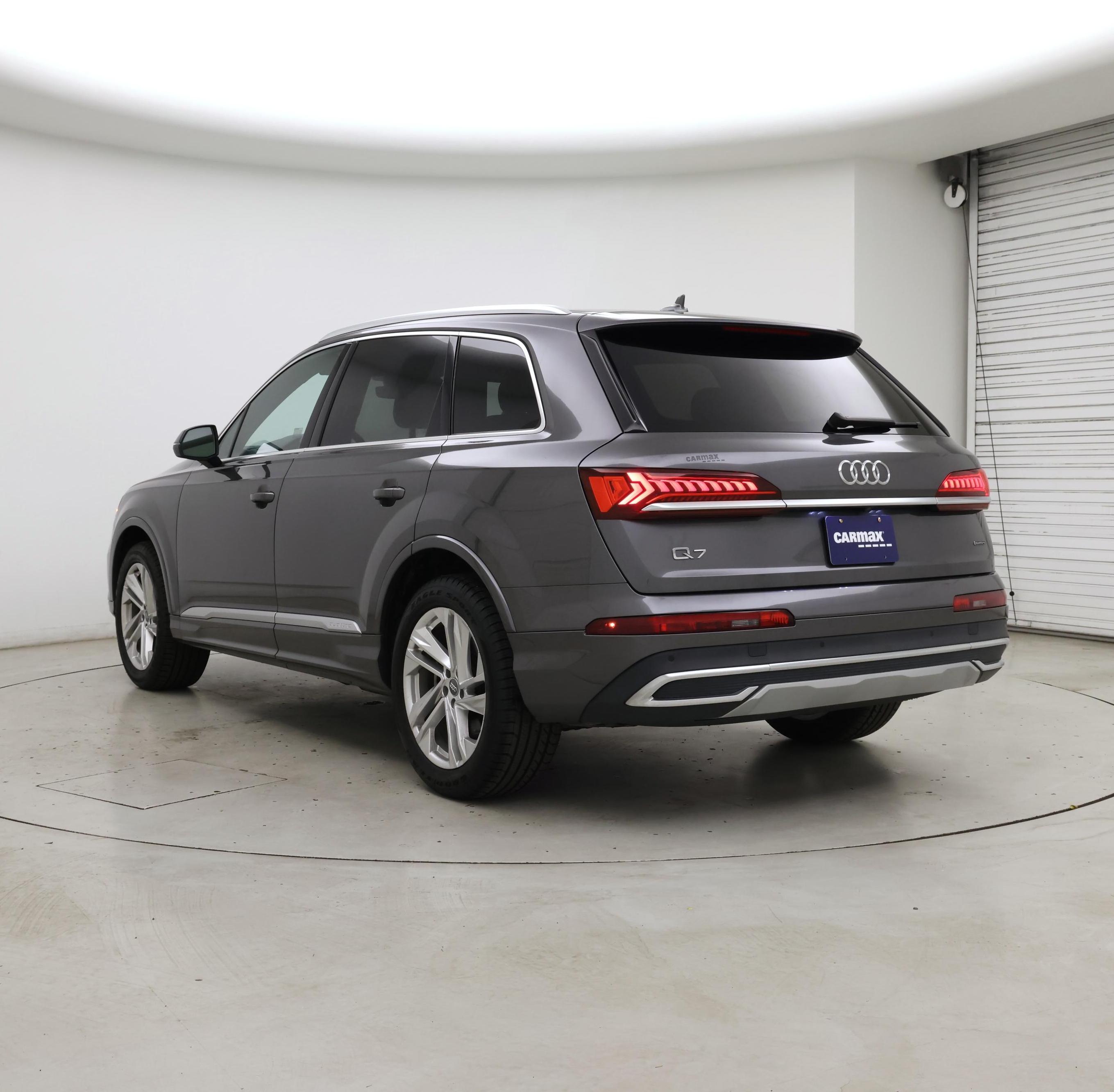Thumbnail: 2020 Audi Q7 - 2