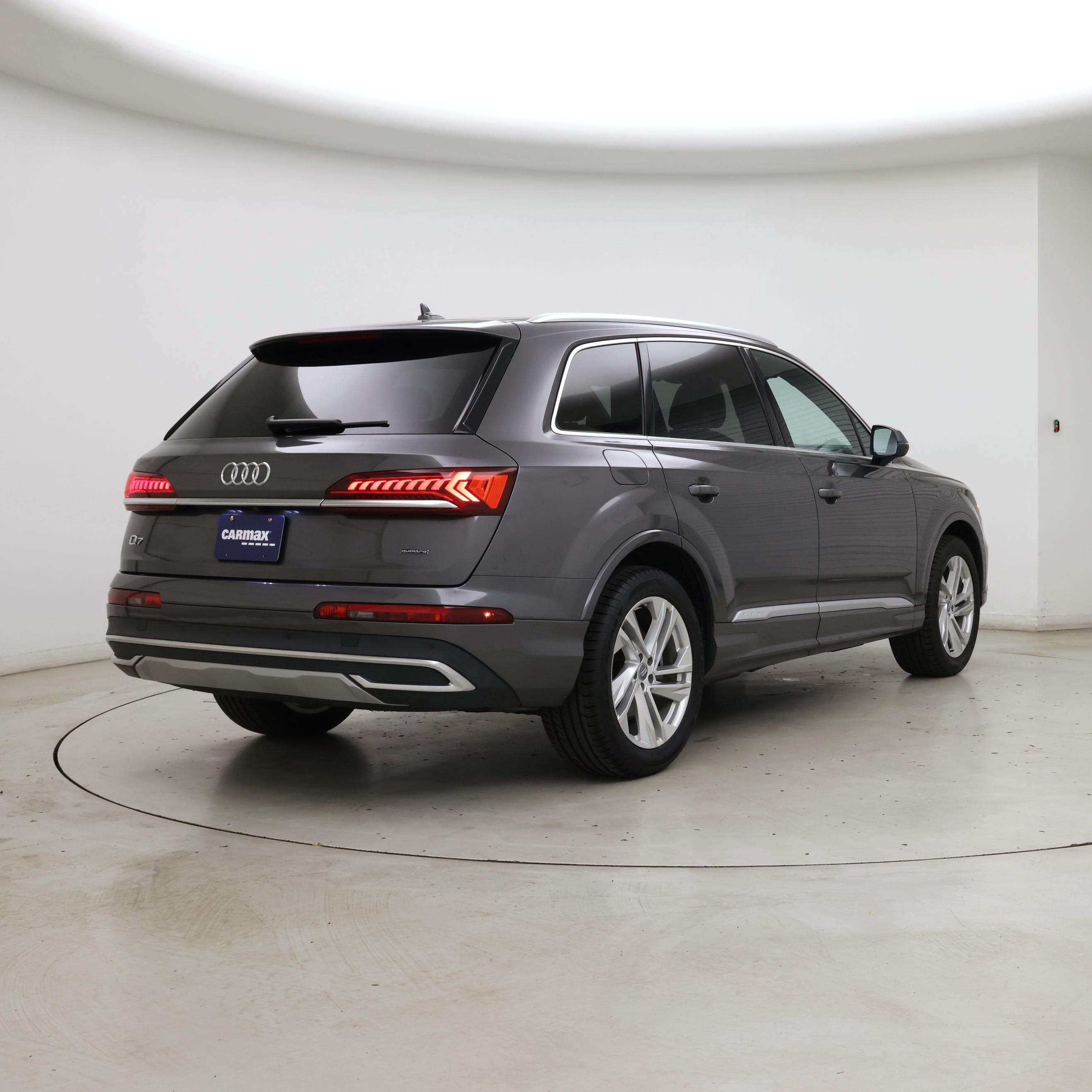 Thumbnail: 2020 Audi Q7 - 8