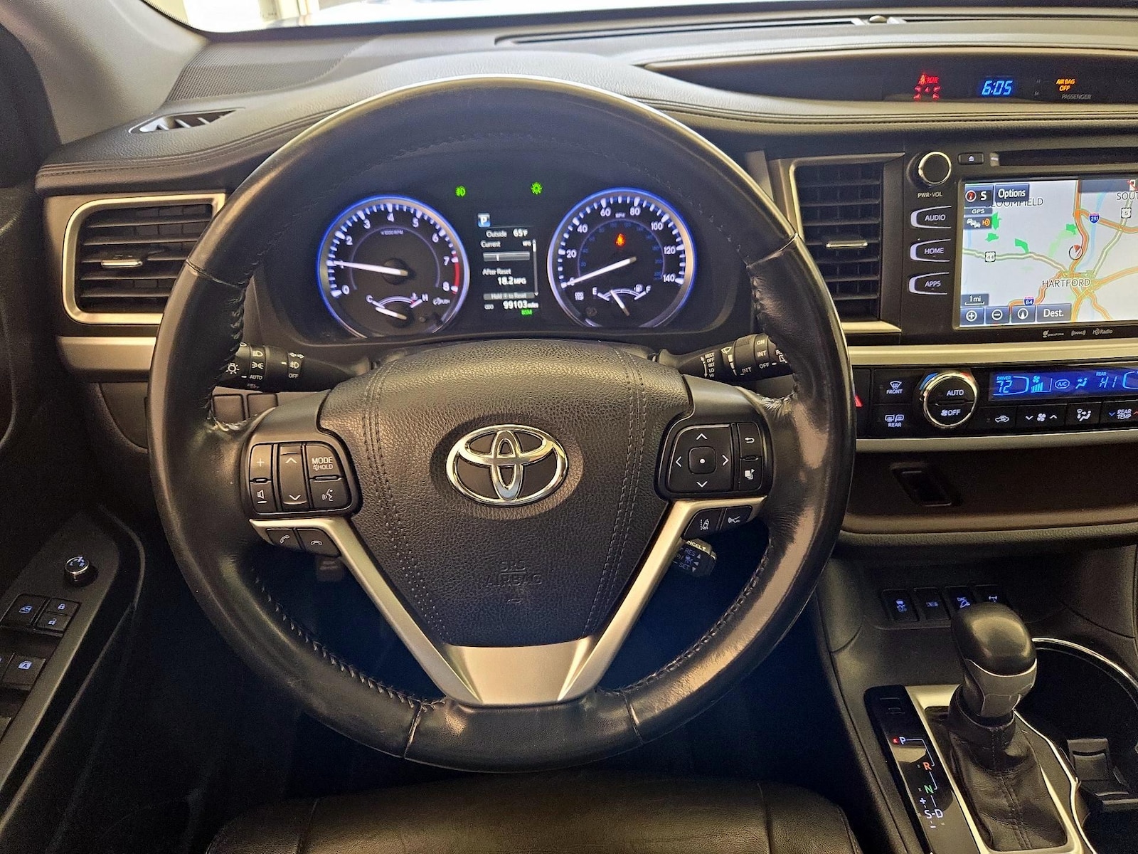 2017 Toyota Highlander XLE - Photo 11